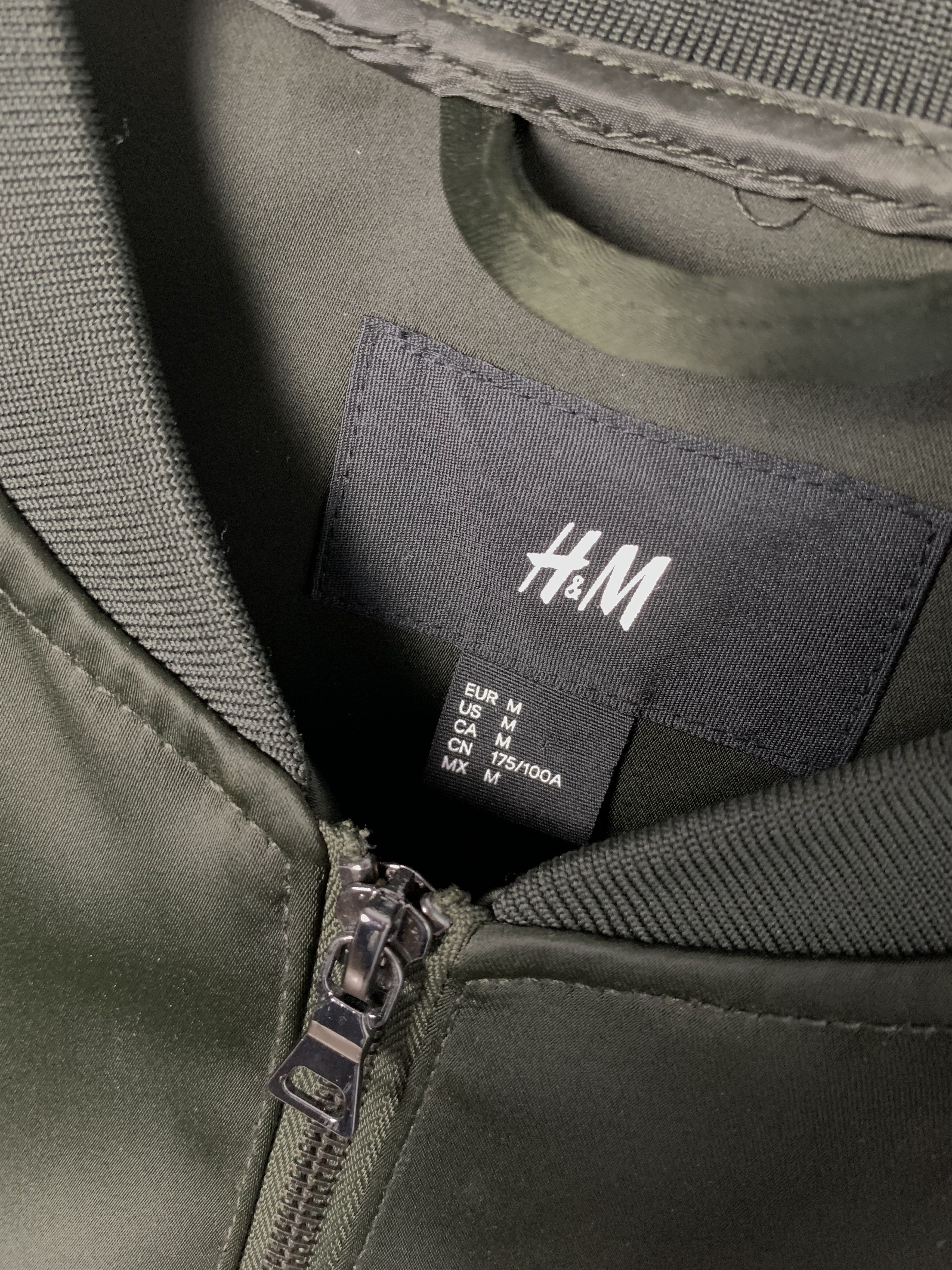H&M × The Weeknd H&M x The Weekend XO Bomber Jacket Green Patch Satin Size US M / EU 48-50 / 2 - 3 Thumbnail