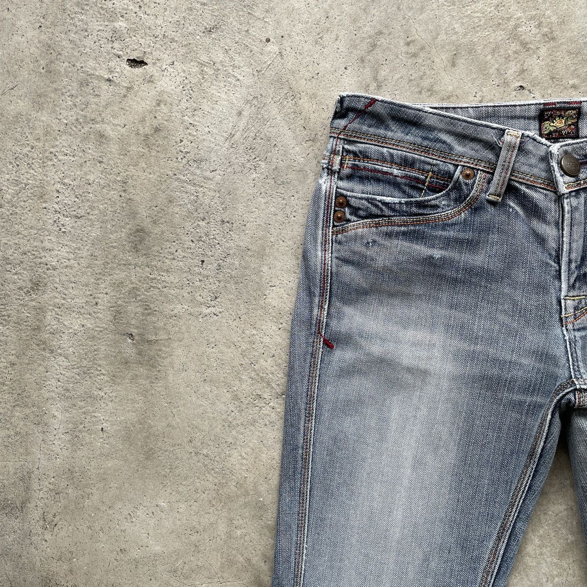 Japanese Brand Vintage Japanese Faded Flare Denim Jeans Pants W28 Size 28" / US 6 / IT 42 - 5 Thumbnail