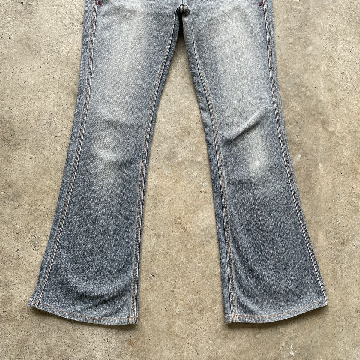 Japanese Brand Vintage Japanese Faded Flare Denim Jeans Pants W28 Size 28" / US 6 / IT 42 - 4 Thumbnail