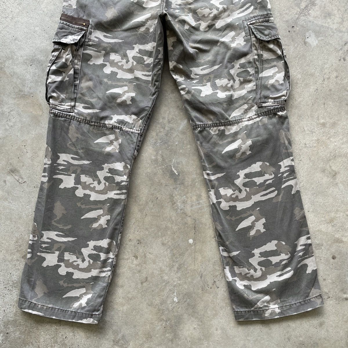 Japanese Brand 8 Pocket Vintage R.C.C 986 Faded Flare Military Cargo Pants Size US 32 / EU 48 - 13 Thumbnail