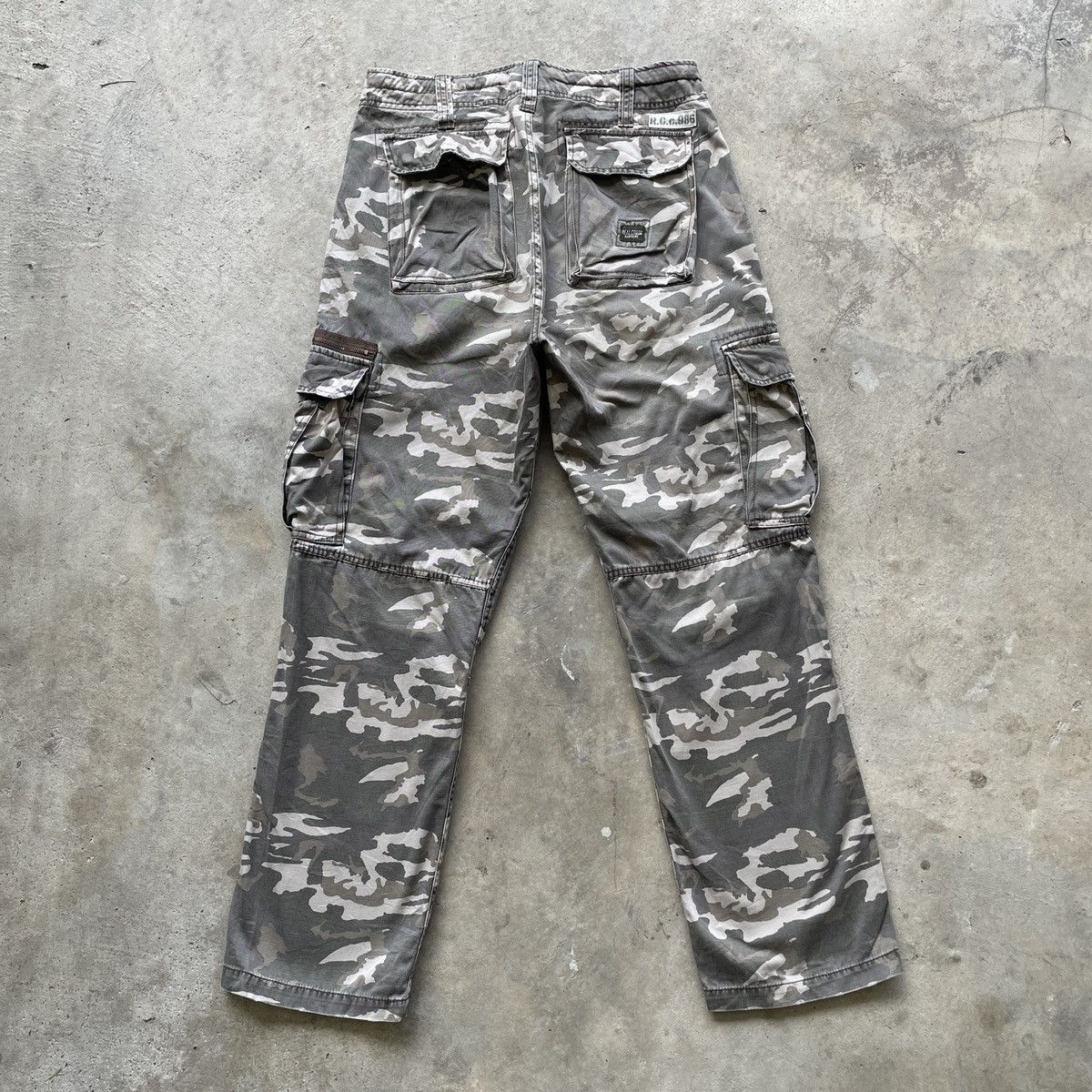 Japanese Brand 8 Pocket Vintage R.C.C 986 Faded Flare Military Cargo Pants Size US 32 / EU 48 - 15 Thumbnail