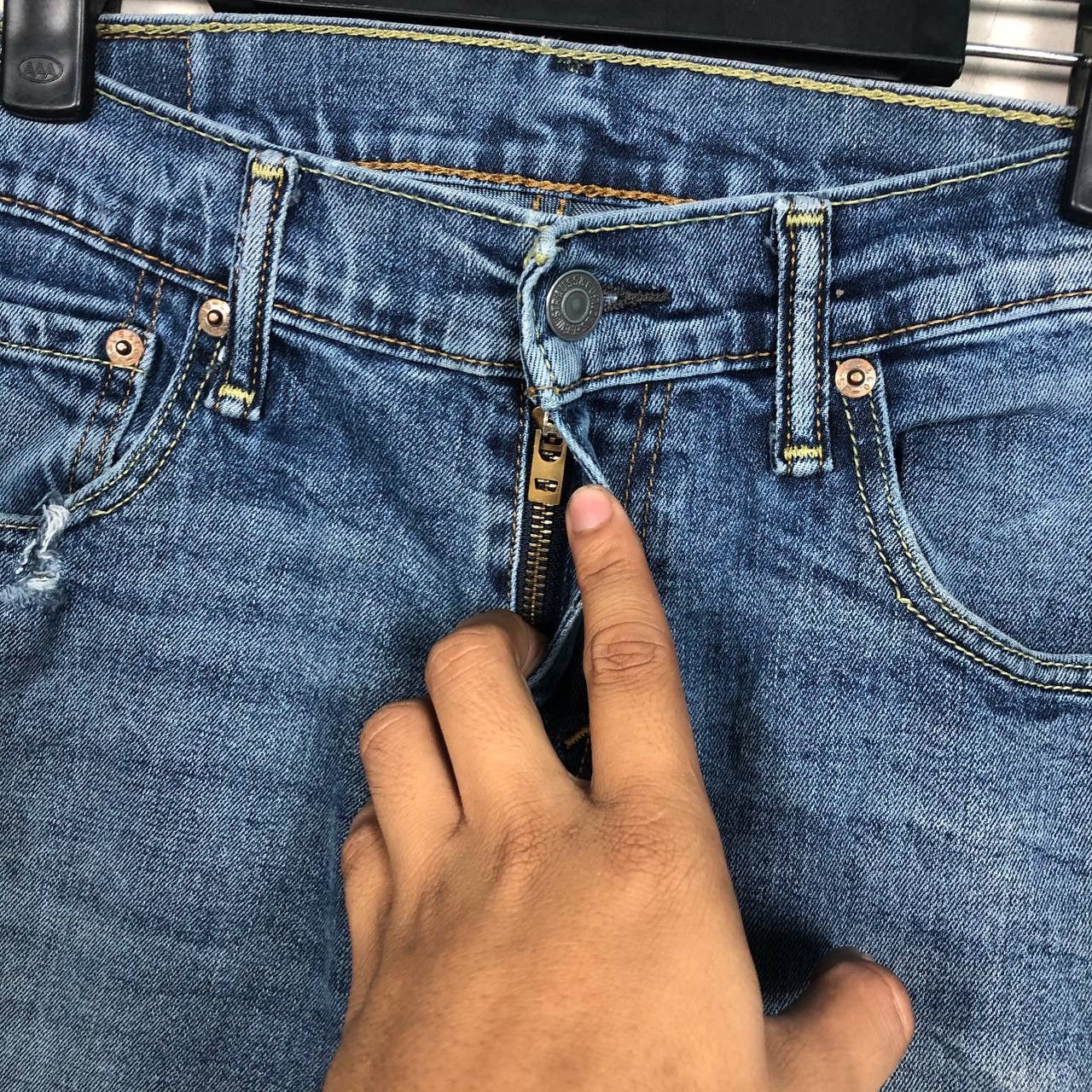 Levi's × Levi's Made & Crafted × Levi's Vintage Clothing Vintage Levi’s Distressed Jeans Size 32" / US 10 / IT 46 - 6 Thumbnail