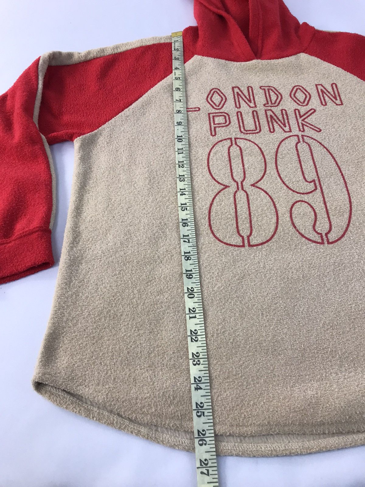 Japanese Brand Vintage Sweatshirt Hoodie Big Logo London Punk 89 Size US L / EU 52-54 / 3 - 9 Thumbnail