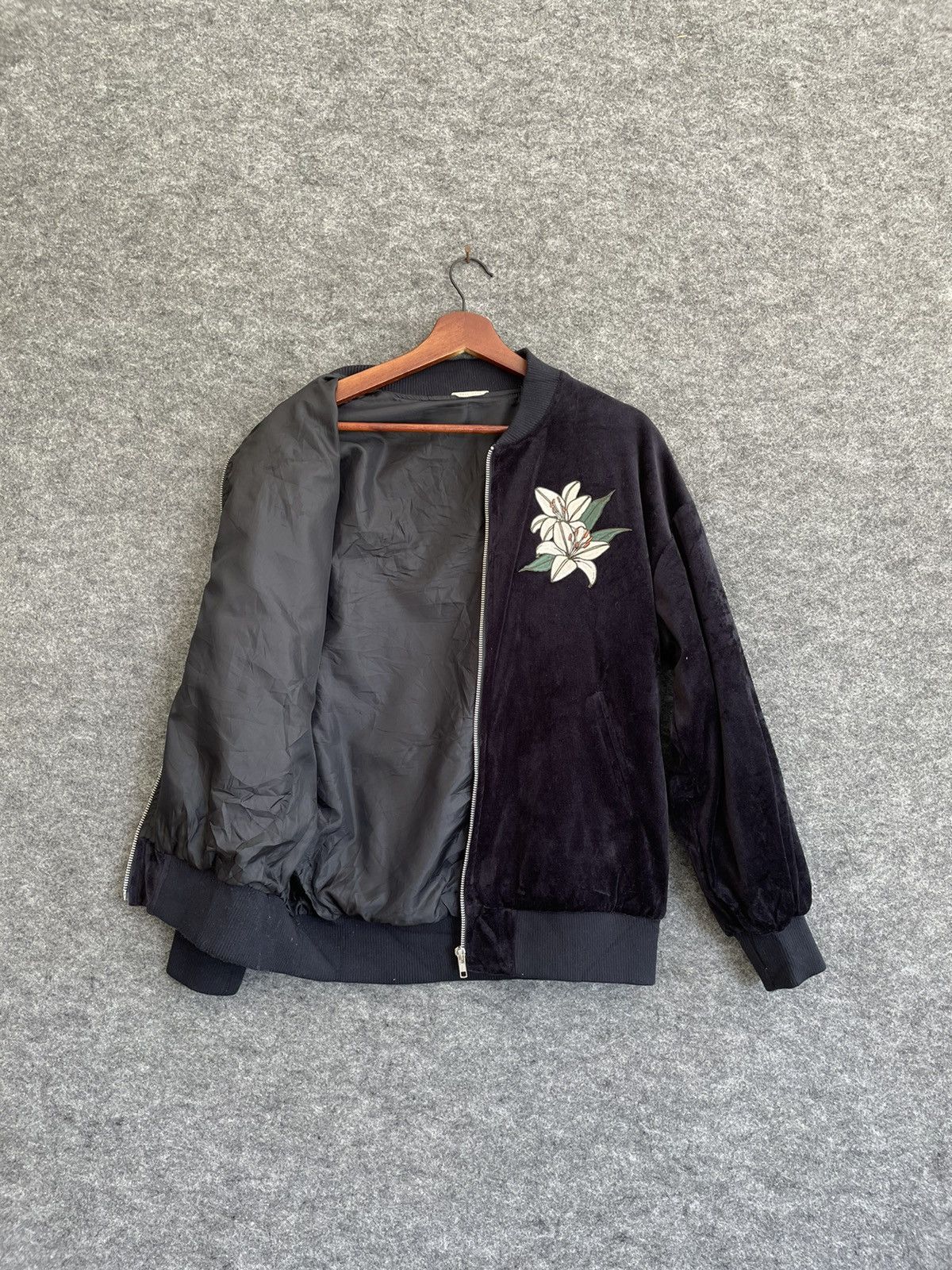 Japanese Brand AVAN LILY SUKAJAN VELVET JACKET Size US M / EU 48-50 / 2 - 5 Thumbnail