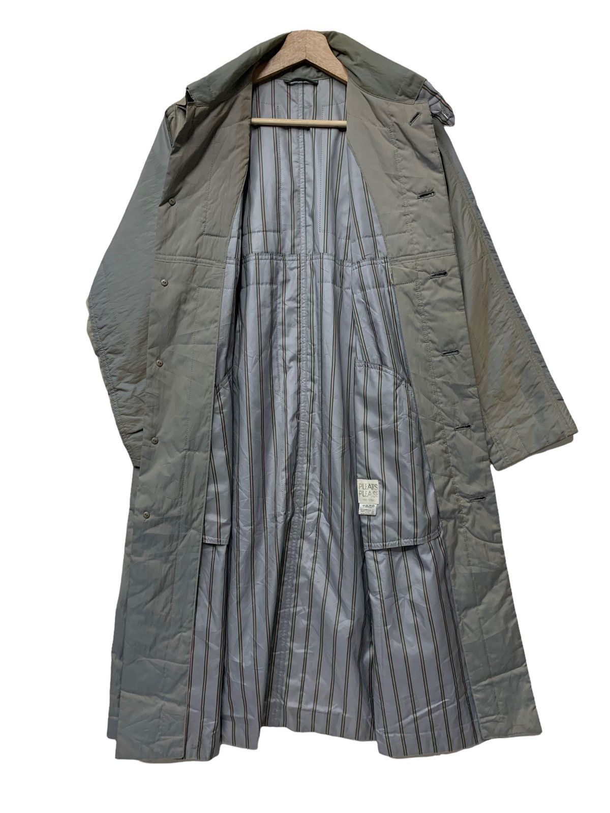 Issey Miyake 🔥HOT ITEM ISSEY PLEATE PLEASE OVERCOAT JACKET Size US M / EU 48-50 / 2 - 6 Thumbnail