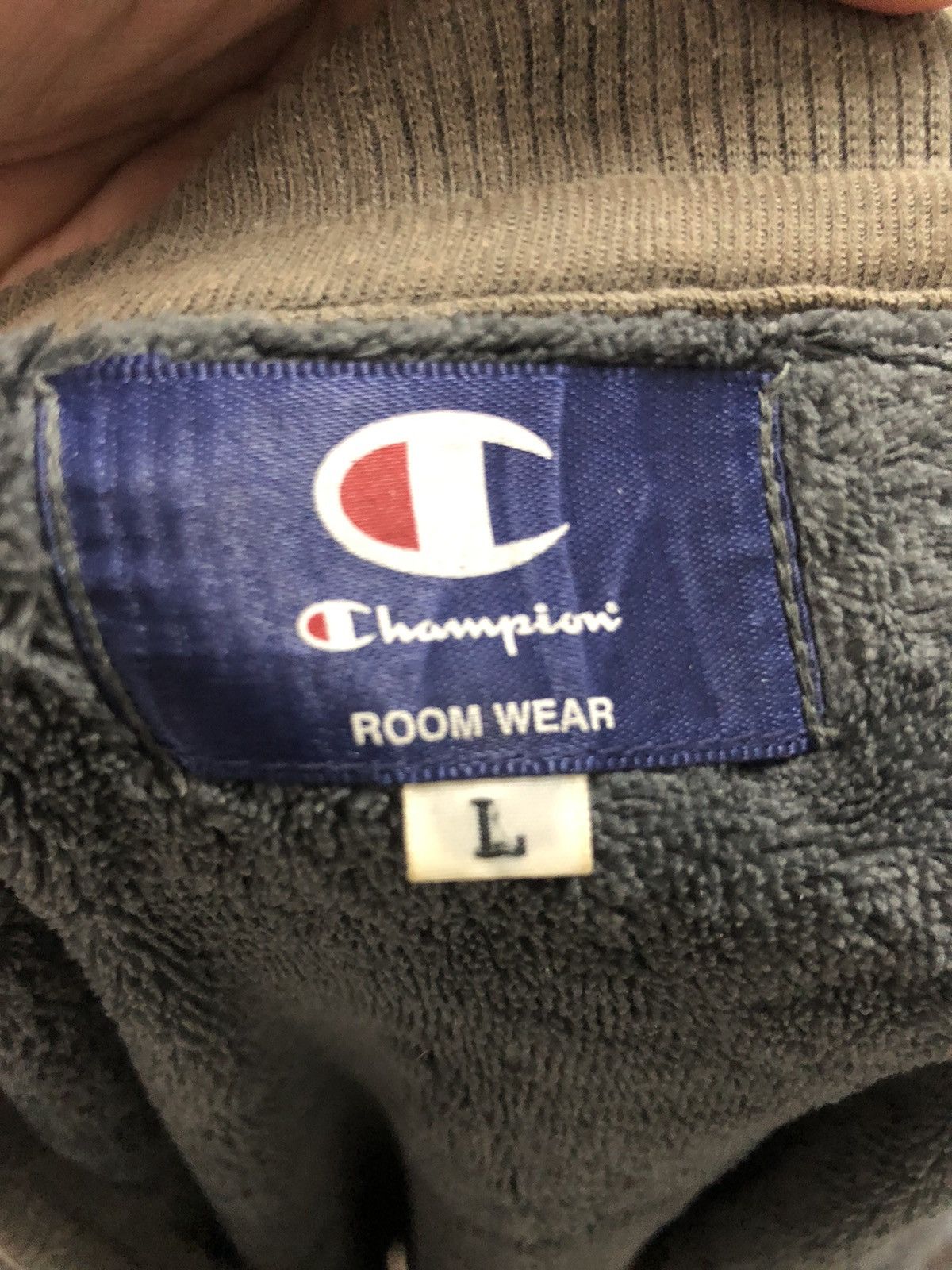 Champion Vintage Champion Embroidered Small Logo Fleece Sweater Size US L / EU 52-54 / 3 - 9 Thumbnail
