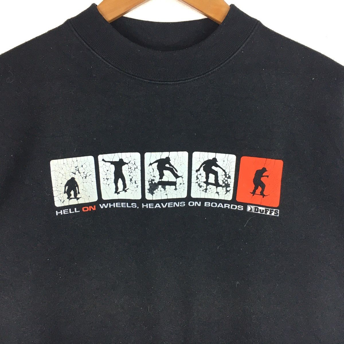 Vintage DUFFS Skateboards Sweatshirt Pullover Skateboarding Style Size US M / EU 48-50 / 2 - 2 Thumbnail