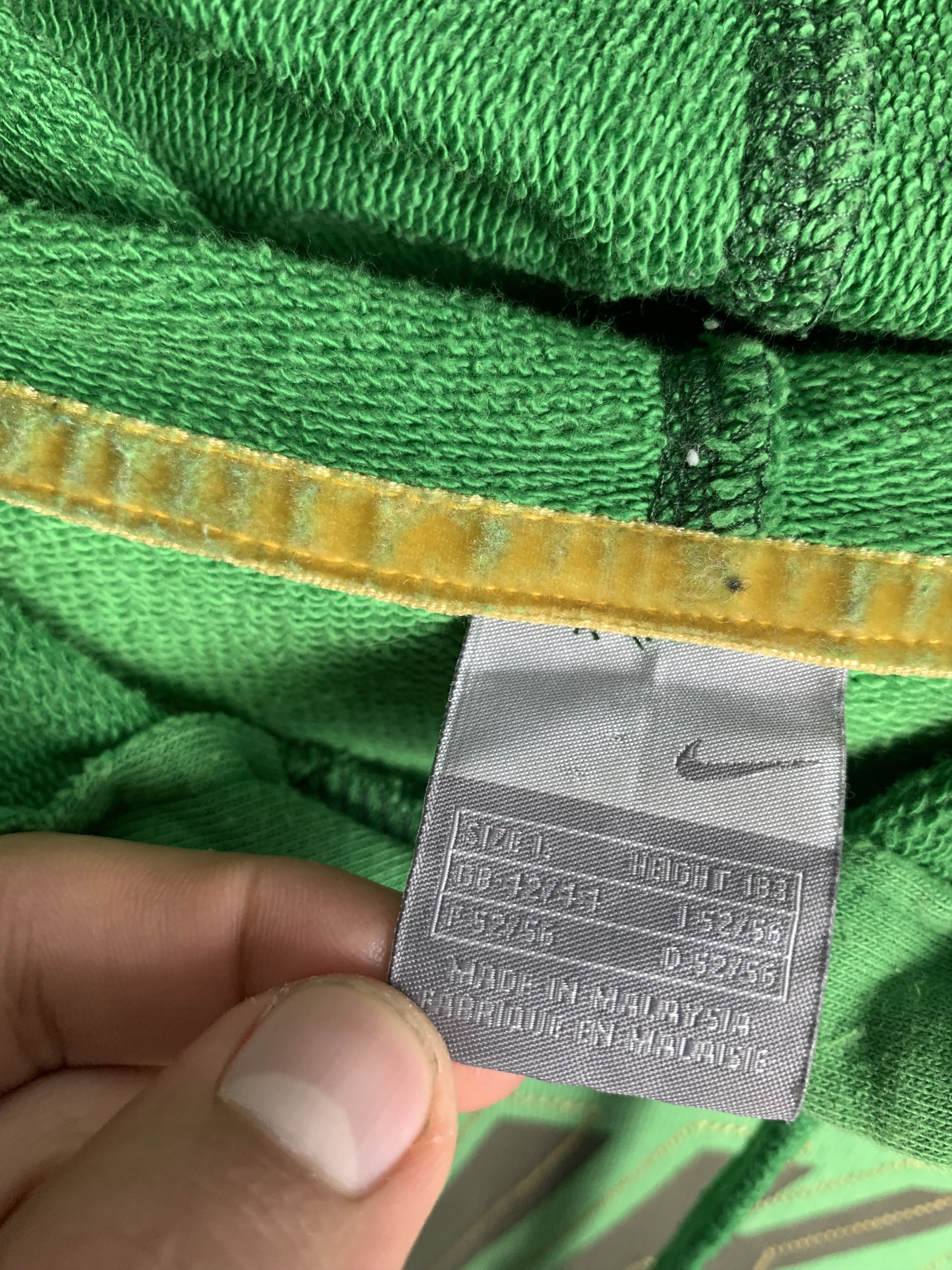 Nike Nike Vintage Mens Hoodie Y2K Swoosh Size US L / EU 52-54 / 3 - 3 Thumbnail