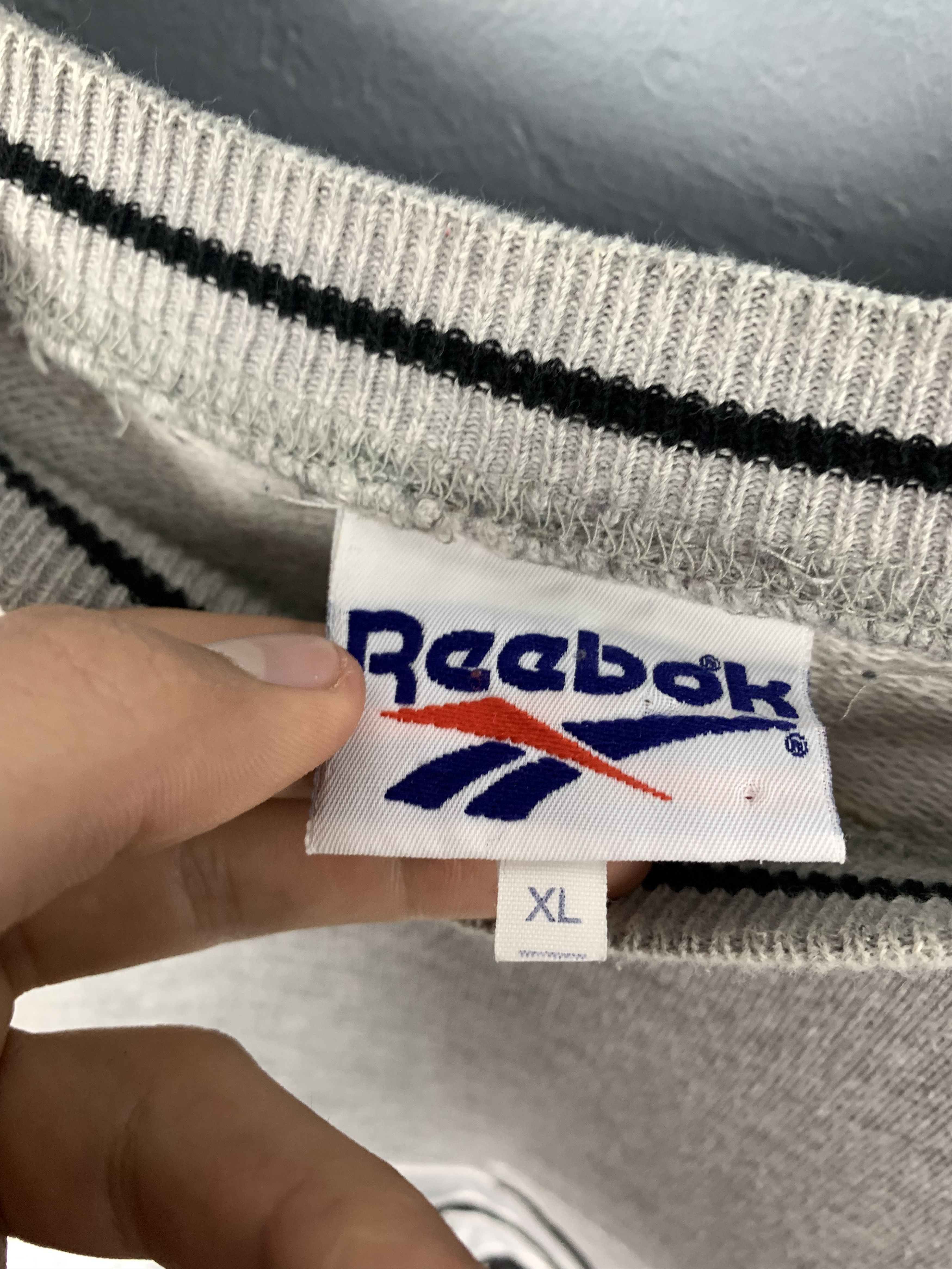 Reebok × Vintage Reebok Vintage Mens Sweatshirt 3d Logo Size US XL / EU 56 / 4 - 4 Thumbnail