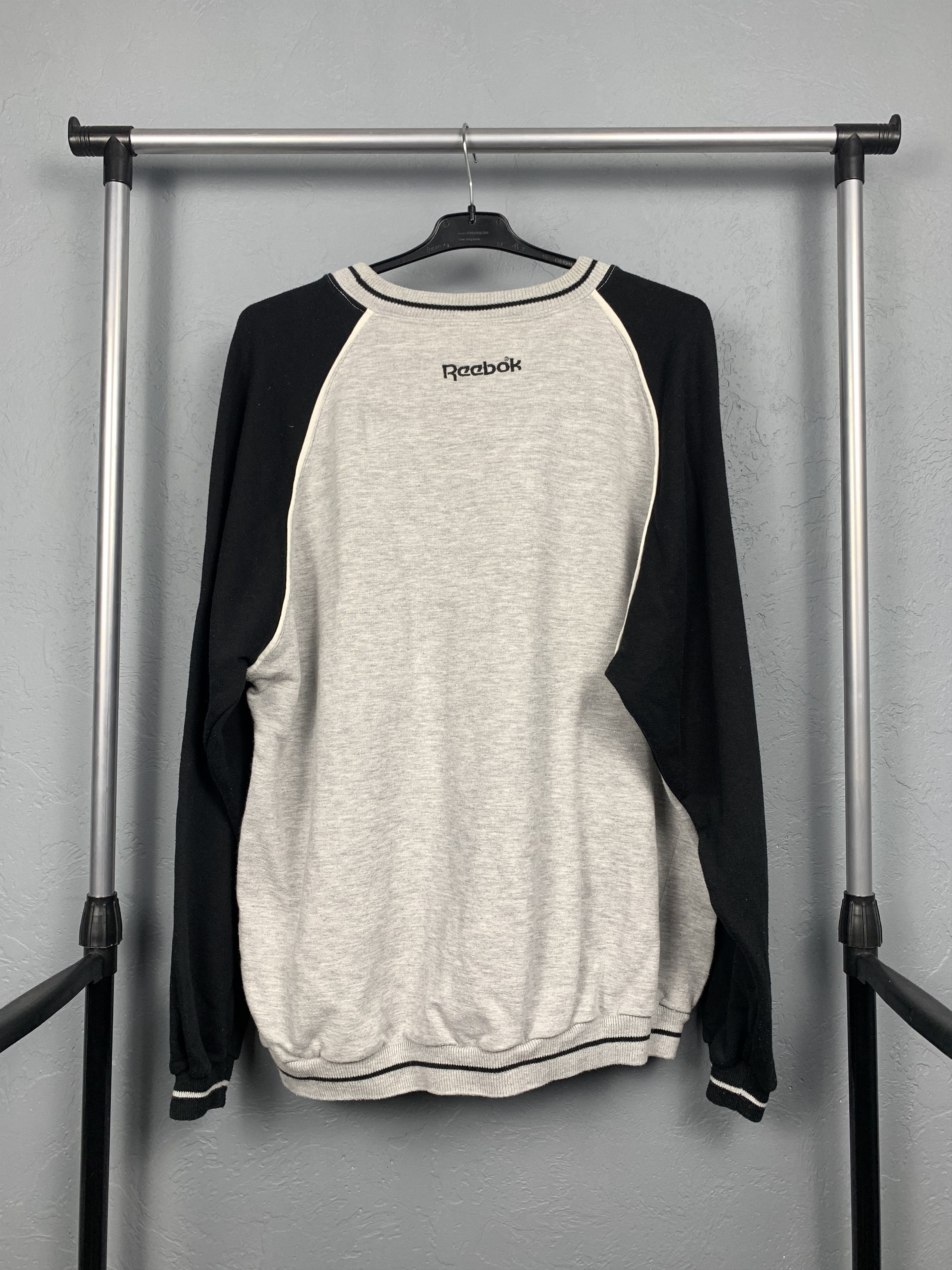 Reebok × Vintage Reebok Vintage Mens Sweatshirt 3d Logo Size US XL / EU 56 / 4 - 6 Thumbnail