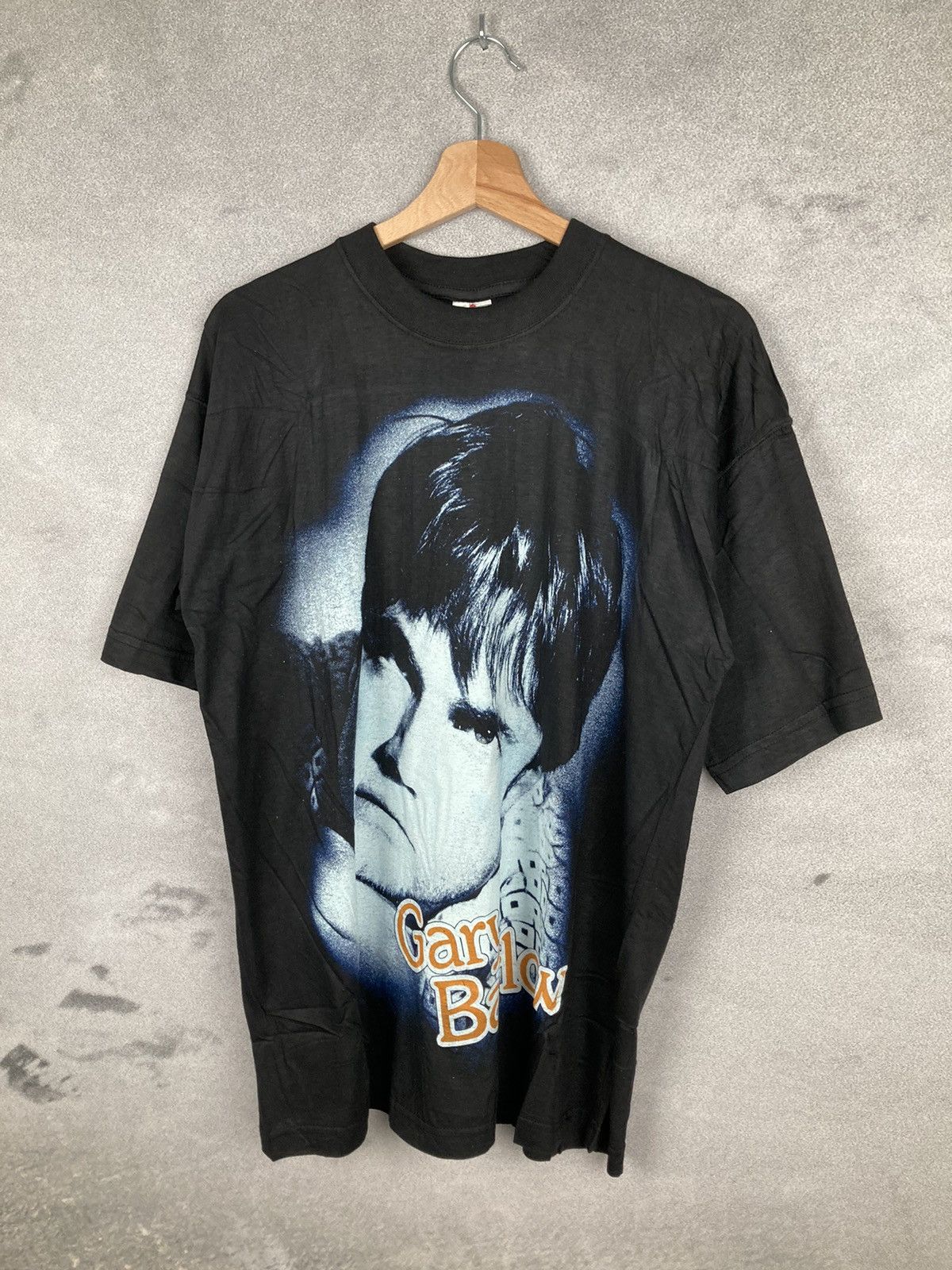 Band Tees × Vintage Vintage Gary Barlow Art Graphic Tee Band Music 90s Size US L / EU 52-54 / 3 - 4 Thumbnail