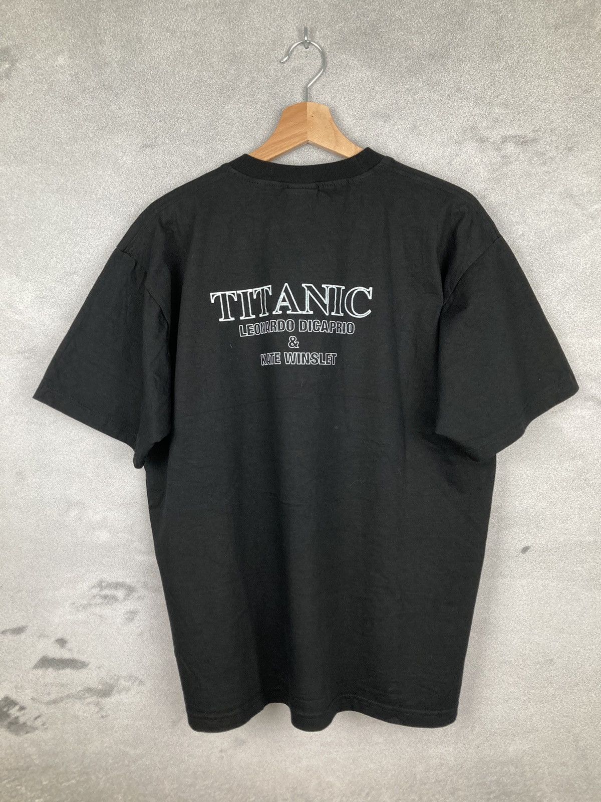 Vintage Vintage Titanic Movie Promo Tee Leonardo DiCaprio Size US L / EU 52-54 / 3 - 4 Thumbnail