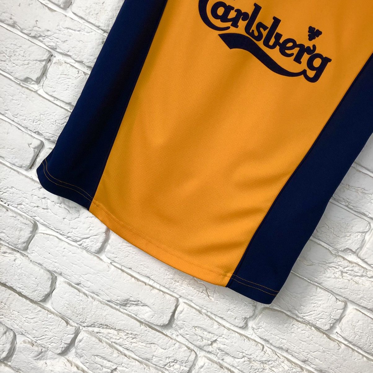 Other Liverpool retro soccer jersey Size US S / EU 44-46 / 1 - 3 Thumbnail