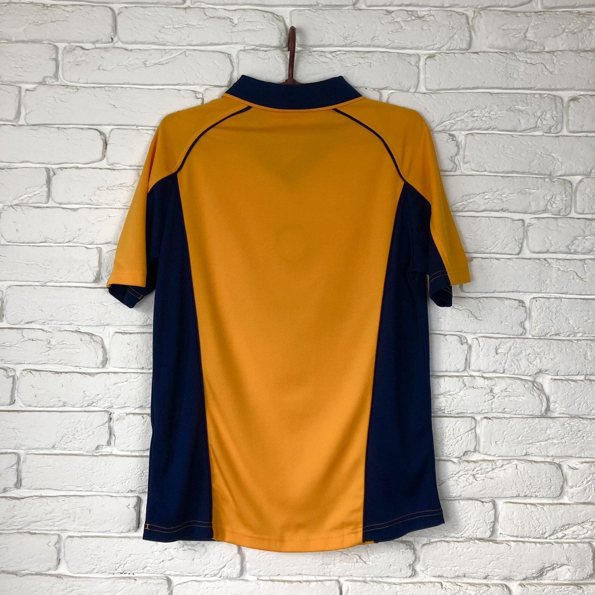 Other Liverpool retro soccer jersey Size US S / EU 44-46 / 1 - 4 Thumbnail