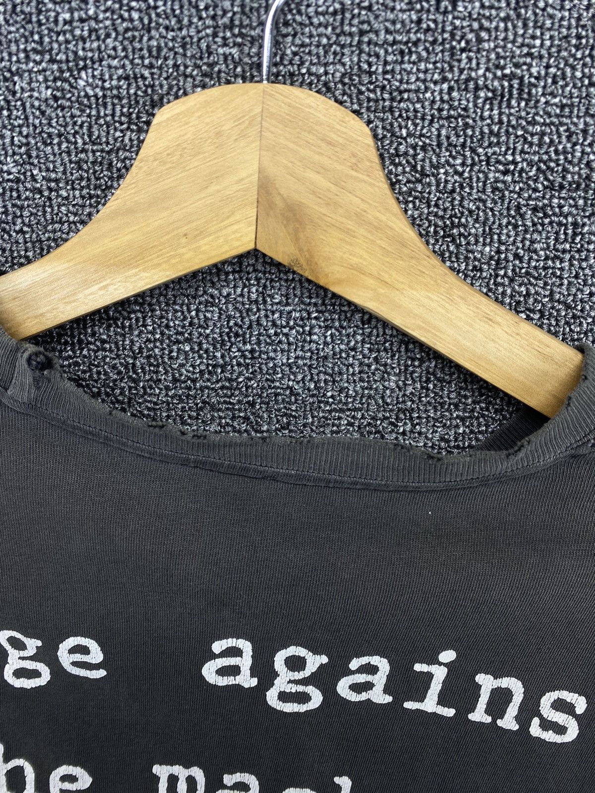 Band Tees Vintage Rage Against The Machine Rock Band Tees T Shirts Size US L / EU 52-54 / 3 - 9 Thumbnail