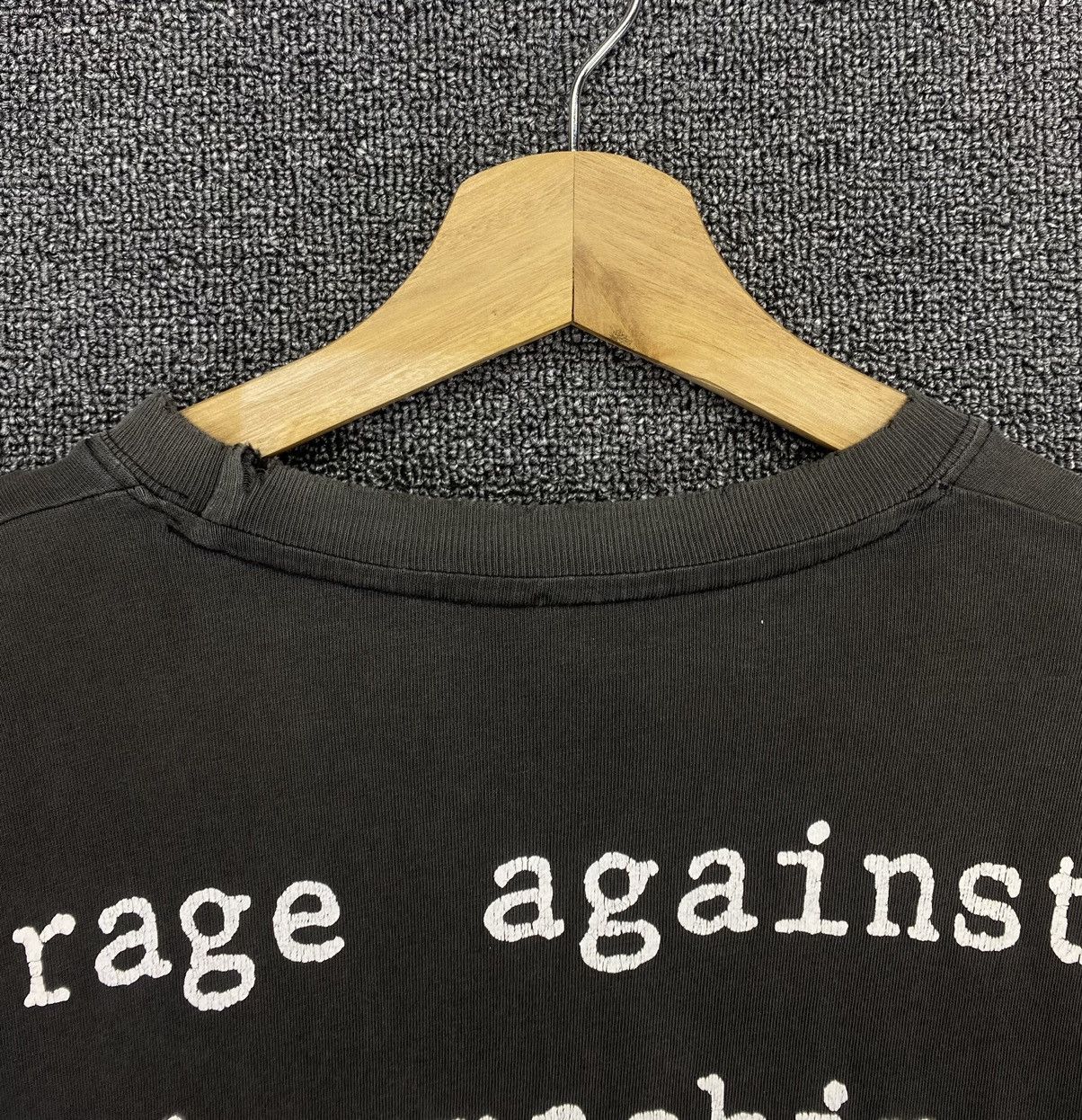 Band Tees Vintage Rage Against The Machine Rock Band Tees T Shirts Size US L / EU 52-54 / 3 - 7 Thumbnail