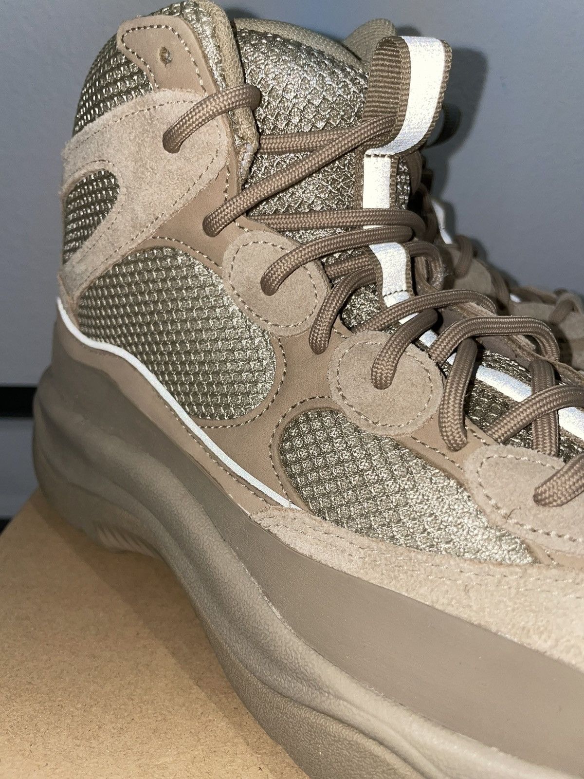 Adidas × Kanye West NEW ADIDAS YZY DSRT BT YEEZY DESERT BOOTS Size US 10.5 / EU 43-44 - 8 Thumbnail