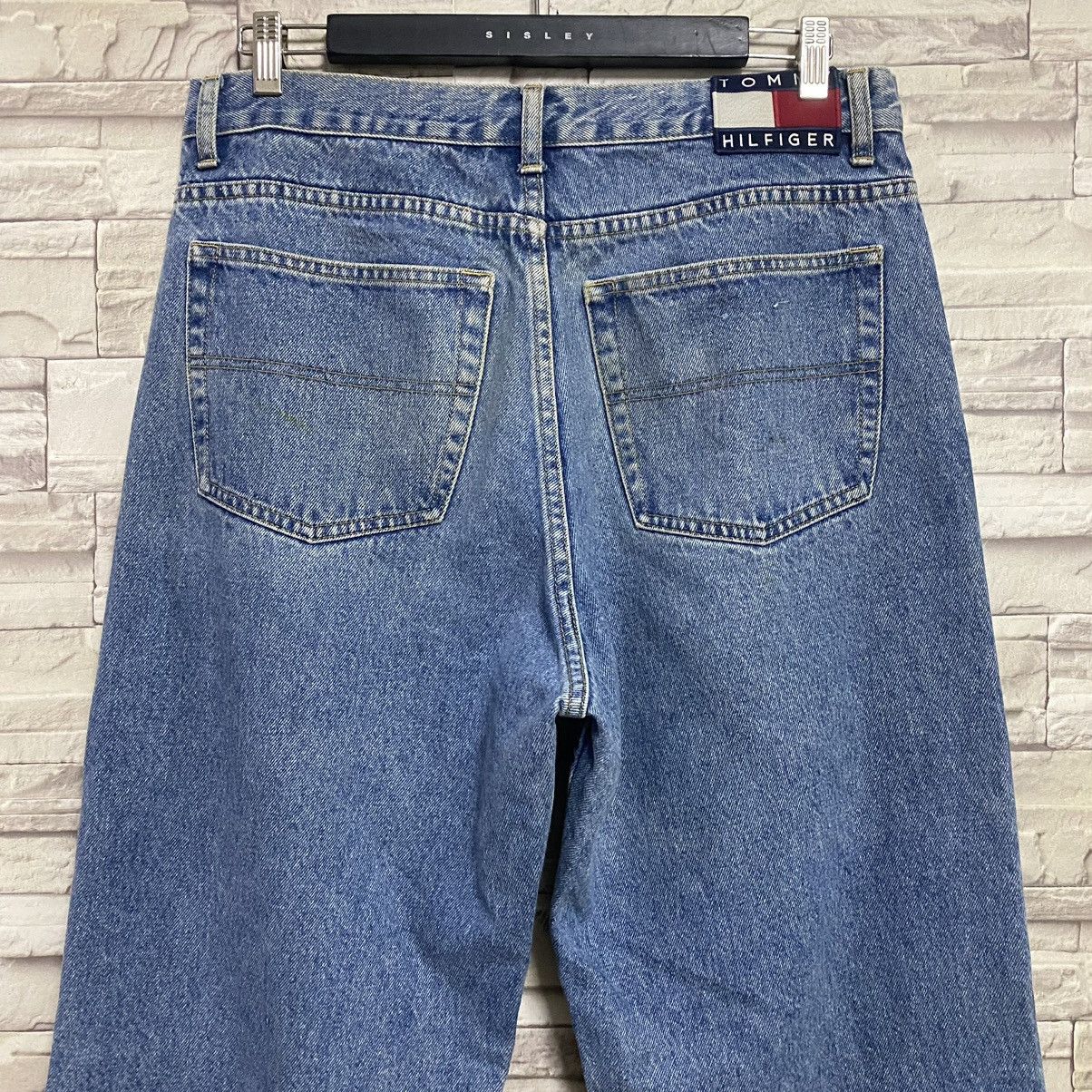 Tommy Hilfiger Vintage Tommy Hilfiger Denim Baggy Jeans Sidetape Size US 34 / EU 50 - 11 Thumbnail
