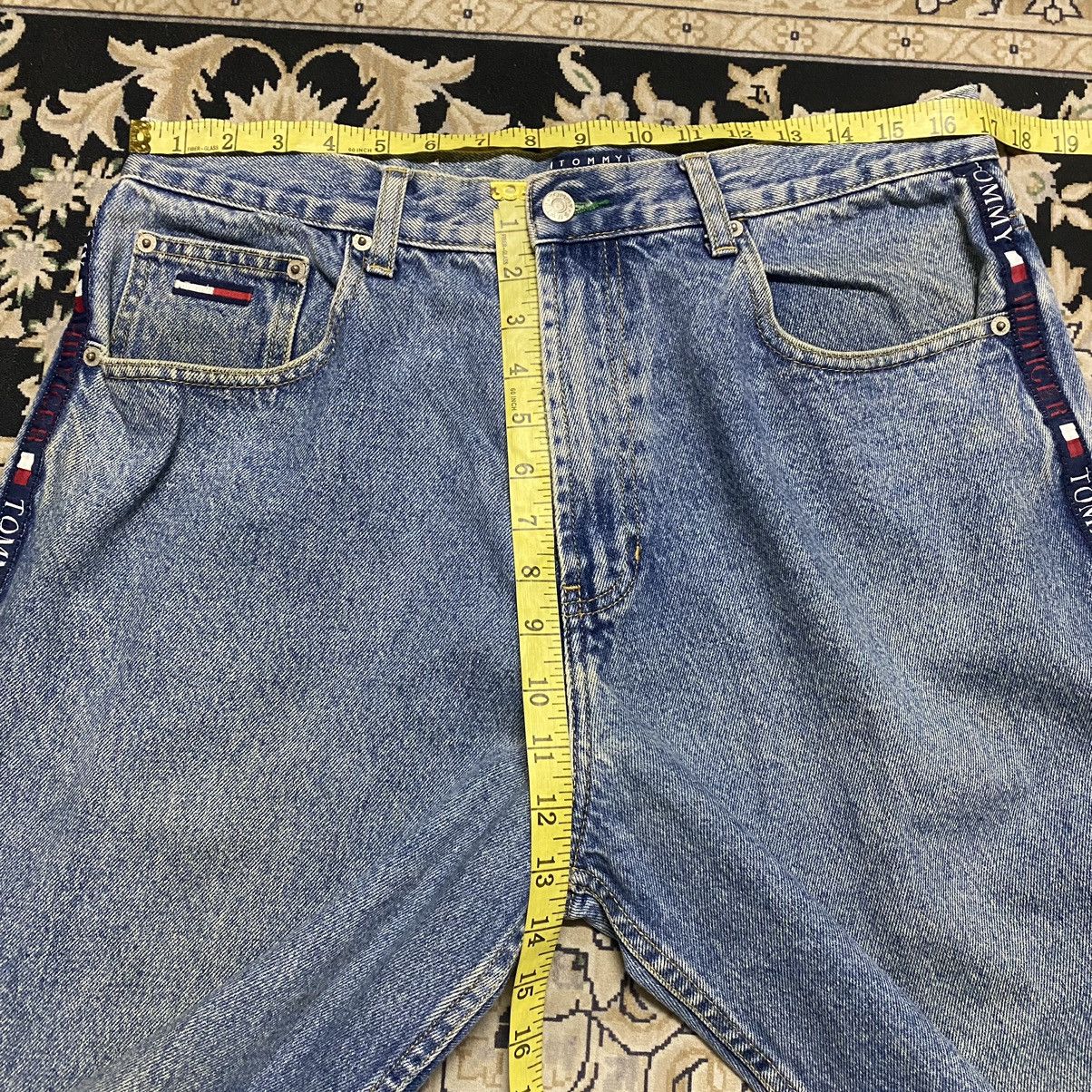 Tommy Hilfiger Vintage Tommy Hilfiger Denim Baggy Jeans Sidetape Size US 34 / EU 50 - 20 Thumbnail
