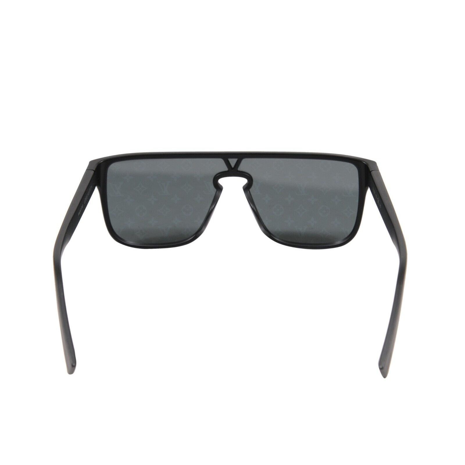 Louis Vuitton LV Waimea Black Monogram Logo Sunglasses - 01697 Size ONE SIZE - 7 Thumbnail