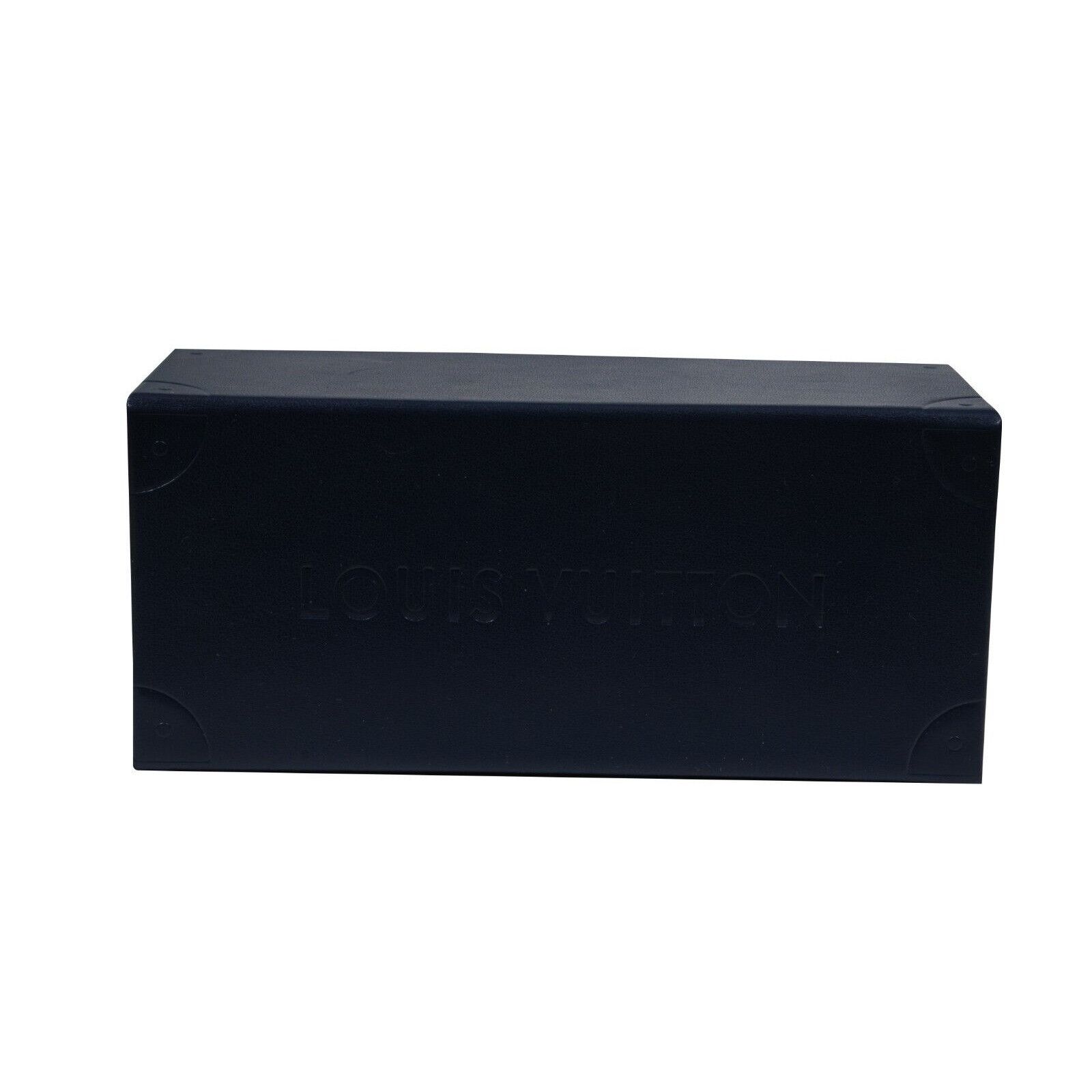 Louis Vuitton LV Waimea Black Monogram Logo Sunglasses - 01697 Size ONE SIZE - 11 Thumbnail