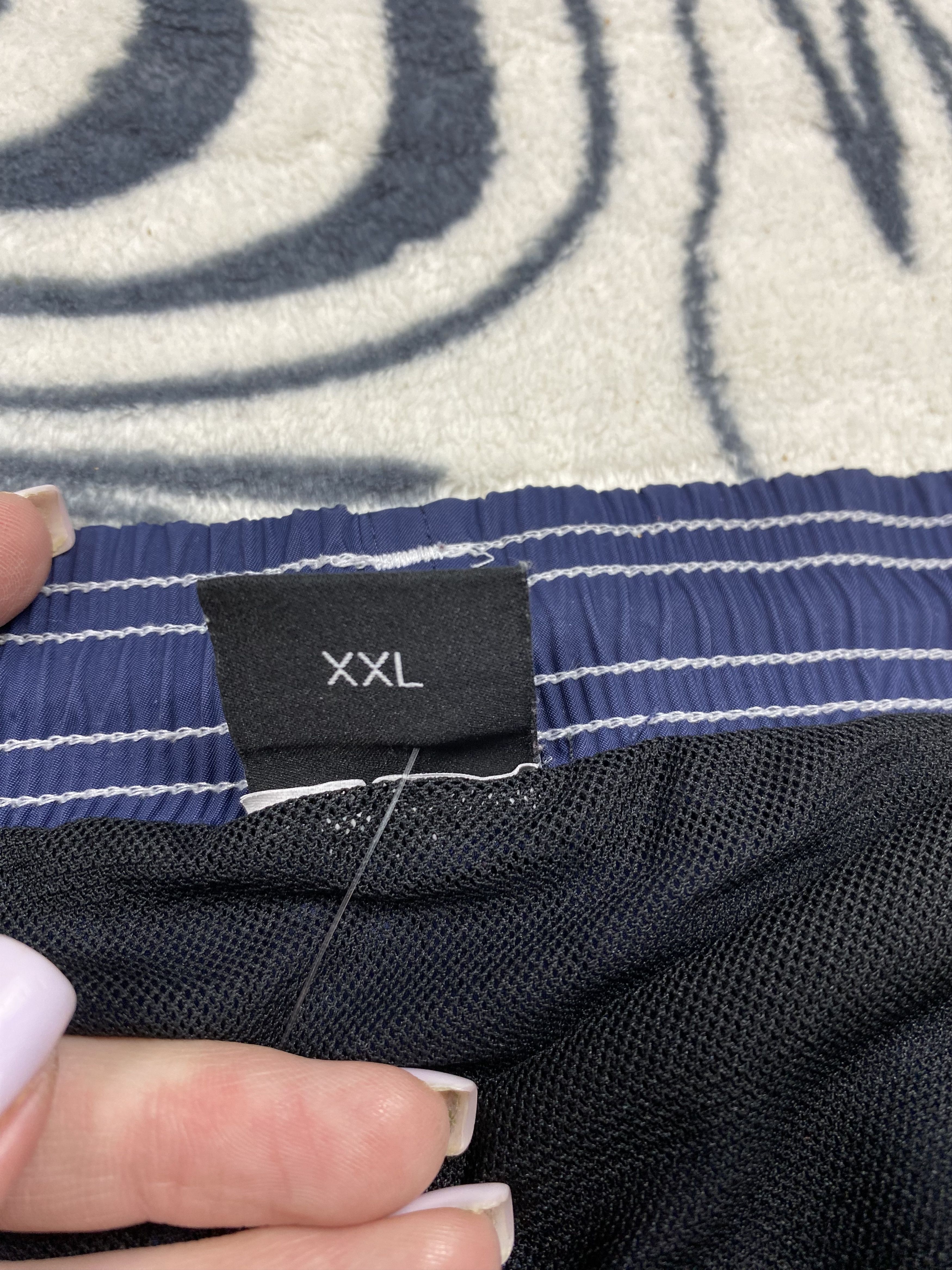 Hugo Boss × Vintage Hugo Boss Mens Nylon Shorts Y2K Size US 38 / EU 54 - 6 Thumbnail