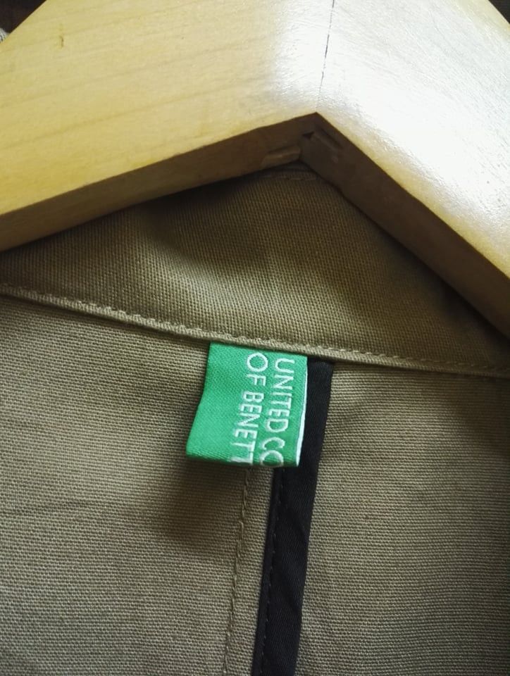 Benetton Rare Hoodie Benetton parkas Buttons Good Condition (c22) Size US M / EU 48-50 / 2 - 8 Thumbnail