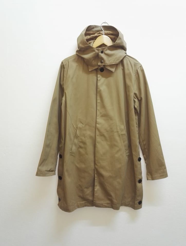 Benetton Rare Hoodie Benetton parkas Buttons Good Condition (c22) Size US M / EU 48-50 / 2 - 1 Thumbnail