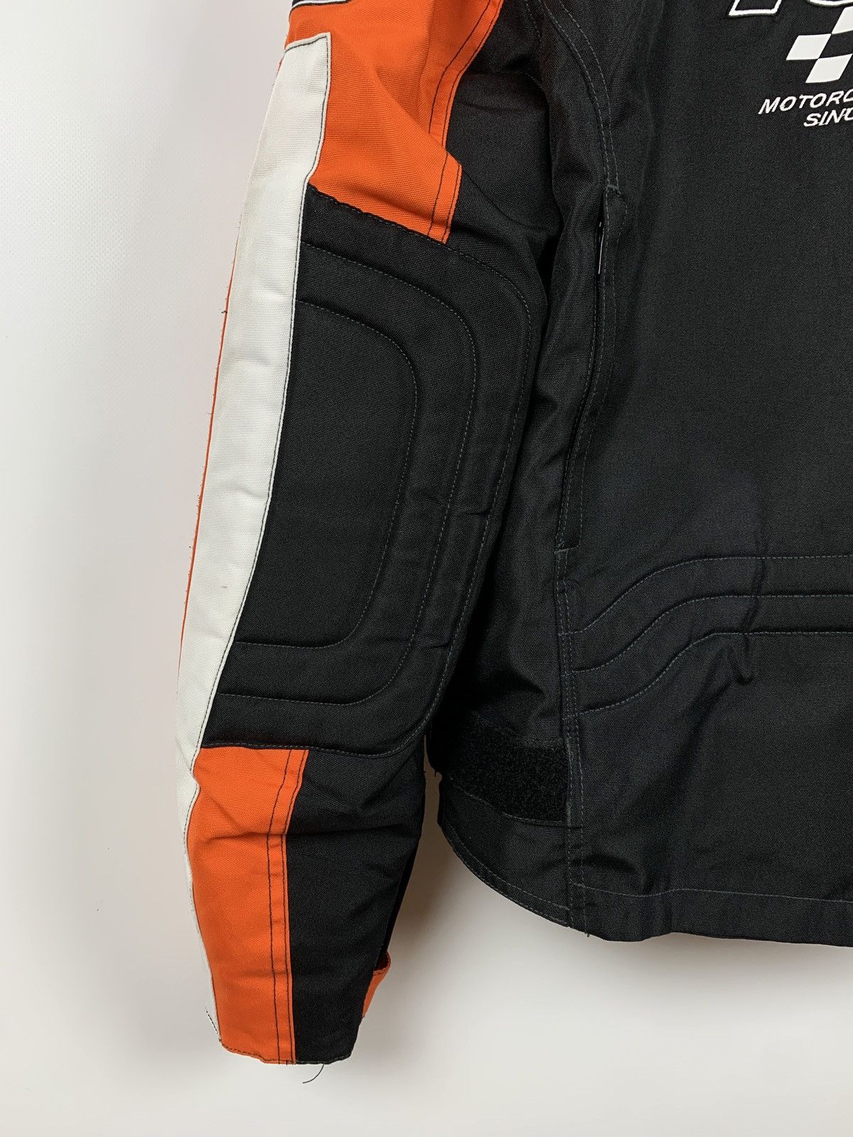Vintage Vintage Bridgestone Louis 75 Motorcycle Racing Jacket Size US M / EU 48-50 / 2 - 20 Thumbnail