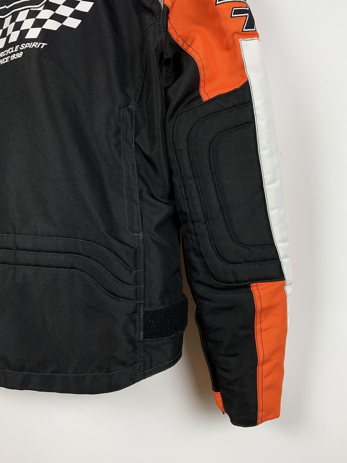 Vintage Vintage Bridgestone Louis 75 Motorcycle Racing Jacket Size US M / EU 48-50 / 2 - 21 Thumbnail