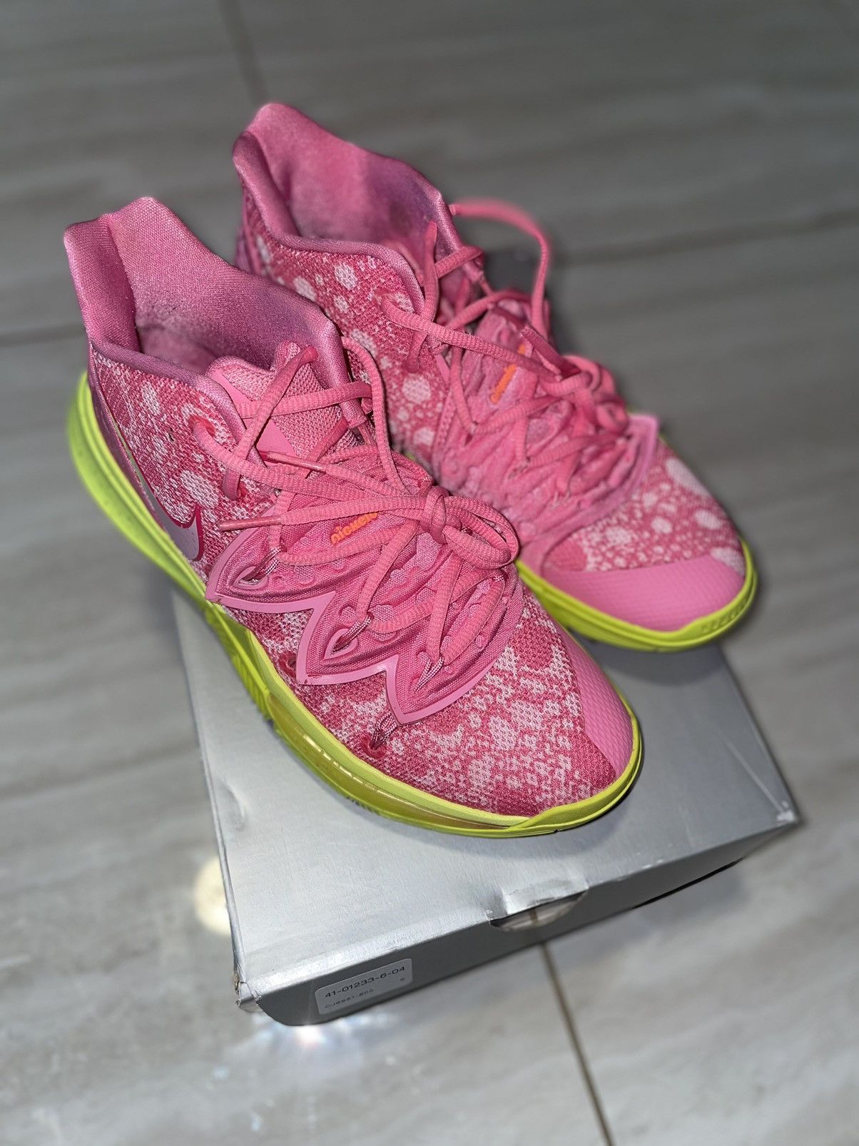 Nike Kyrie 5 SpongeBob Pack | Grailed