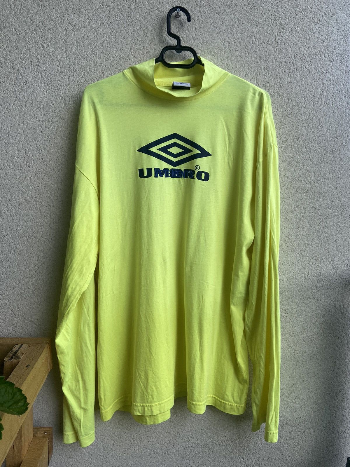 Vetements × umbro ロングスリーブ Tシャツ レア 18SS Vetements × umbro ロングスリーブ Tシャツ レア 18SS - メルカリ