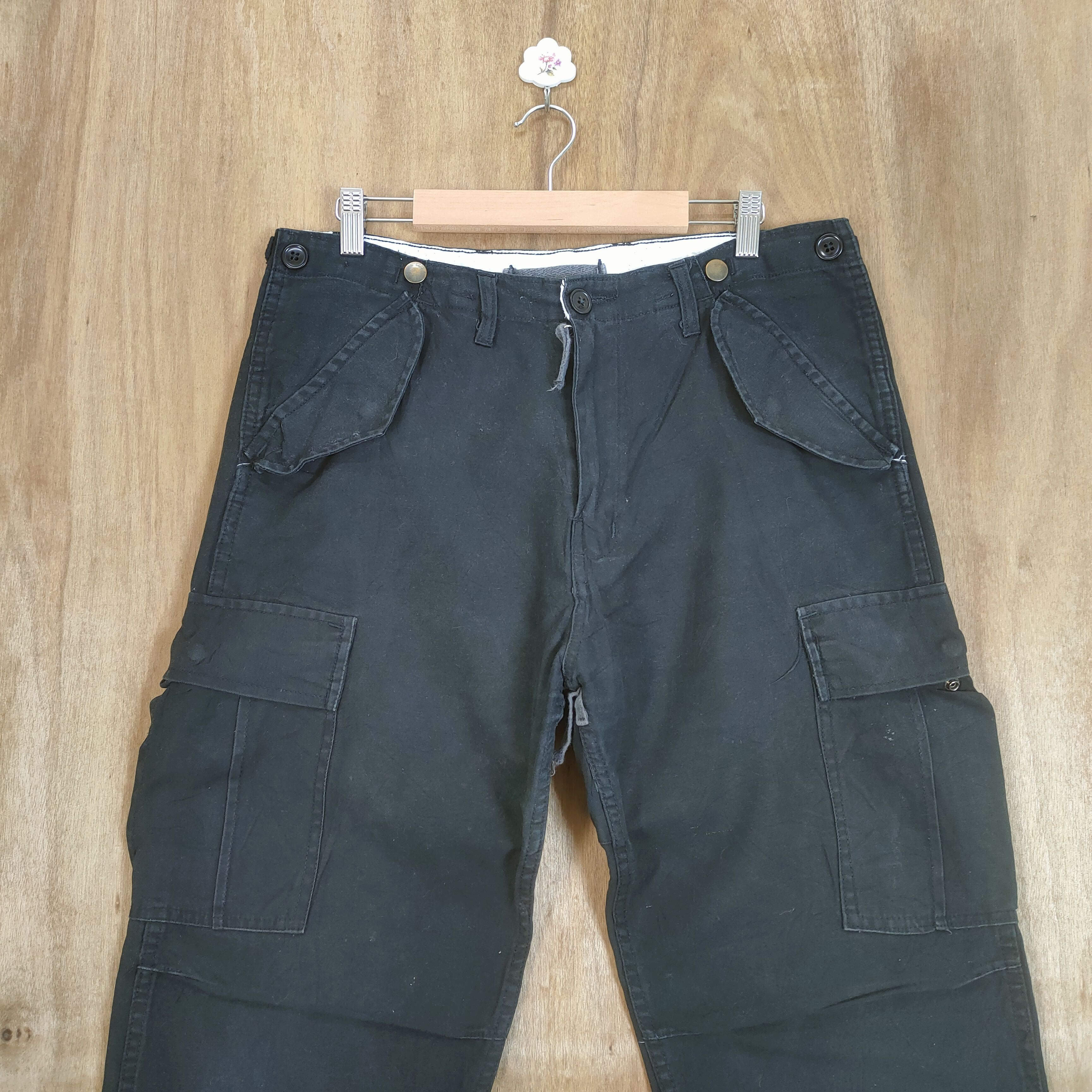 Vintage VINTAGE MILITARY BLACK BAGGY CARGO PANTS Size US 32 / EU 48 - 6 Thumbnail