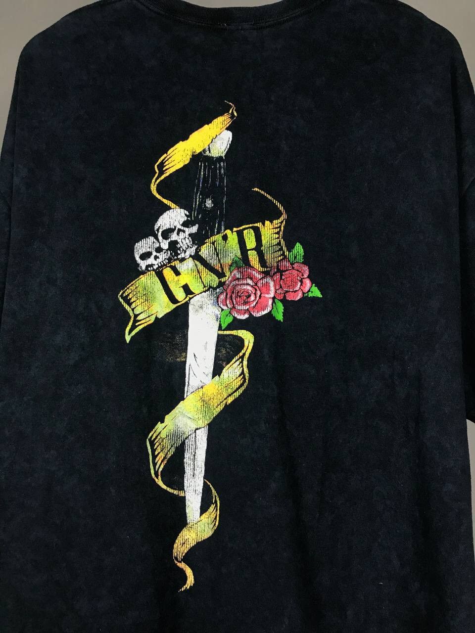 Band Tees Guns And Roses vintage overprinted rock band tee Size US XL / EU 56 / 4 - 9 Thumbnail