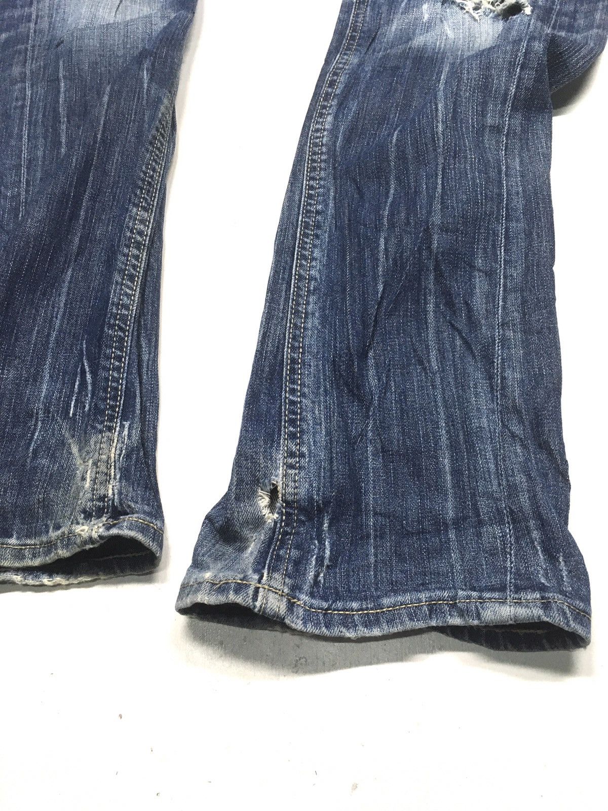 Japanese Brand × Uniqlo Vintage uniqlo slim fit distressed denim Size US 30 / EU 46 - 8 Thumbnail