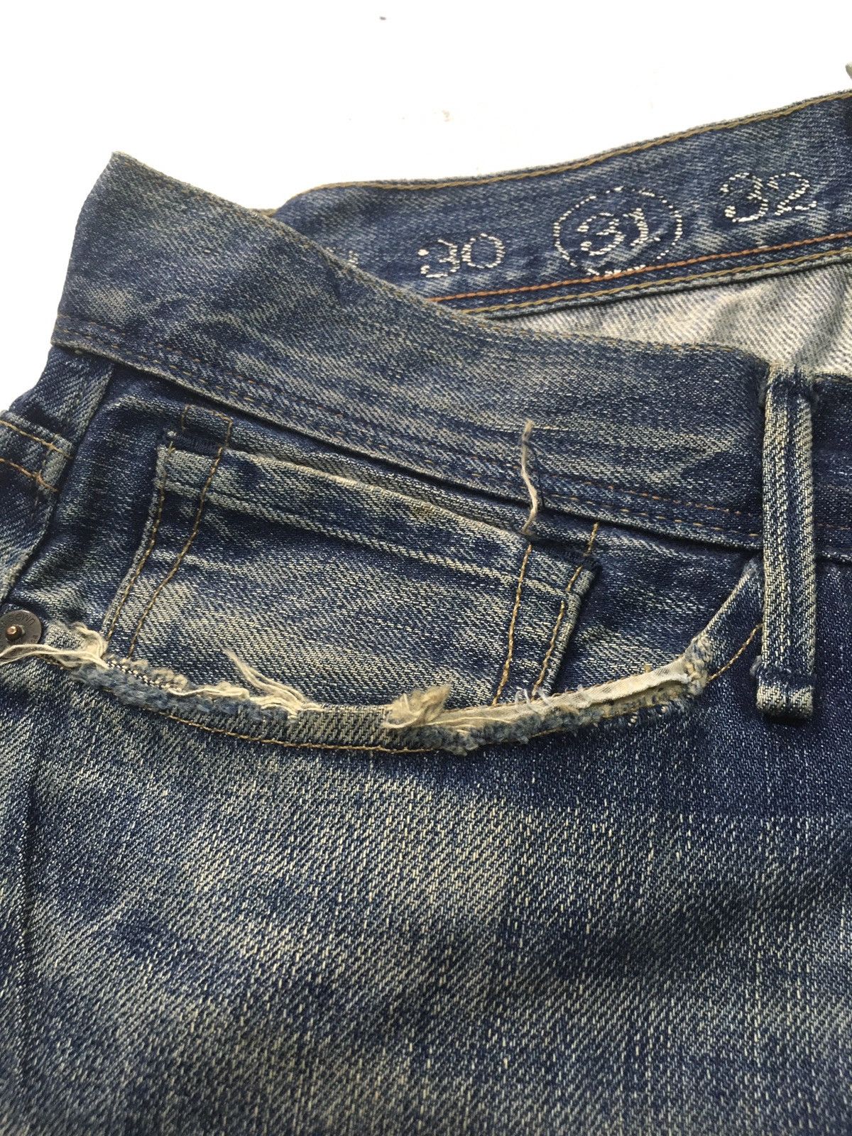 Earnest Sewn Vintage earnest sewn distressed denim usa Size US 31 - 12 Thumbnail