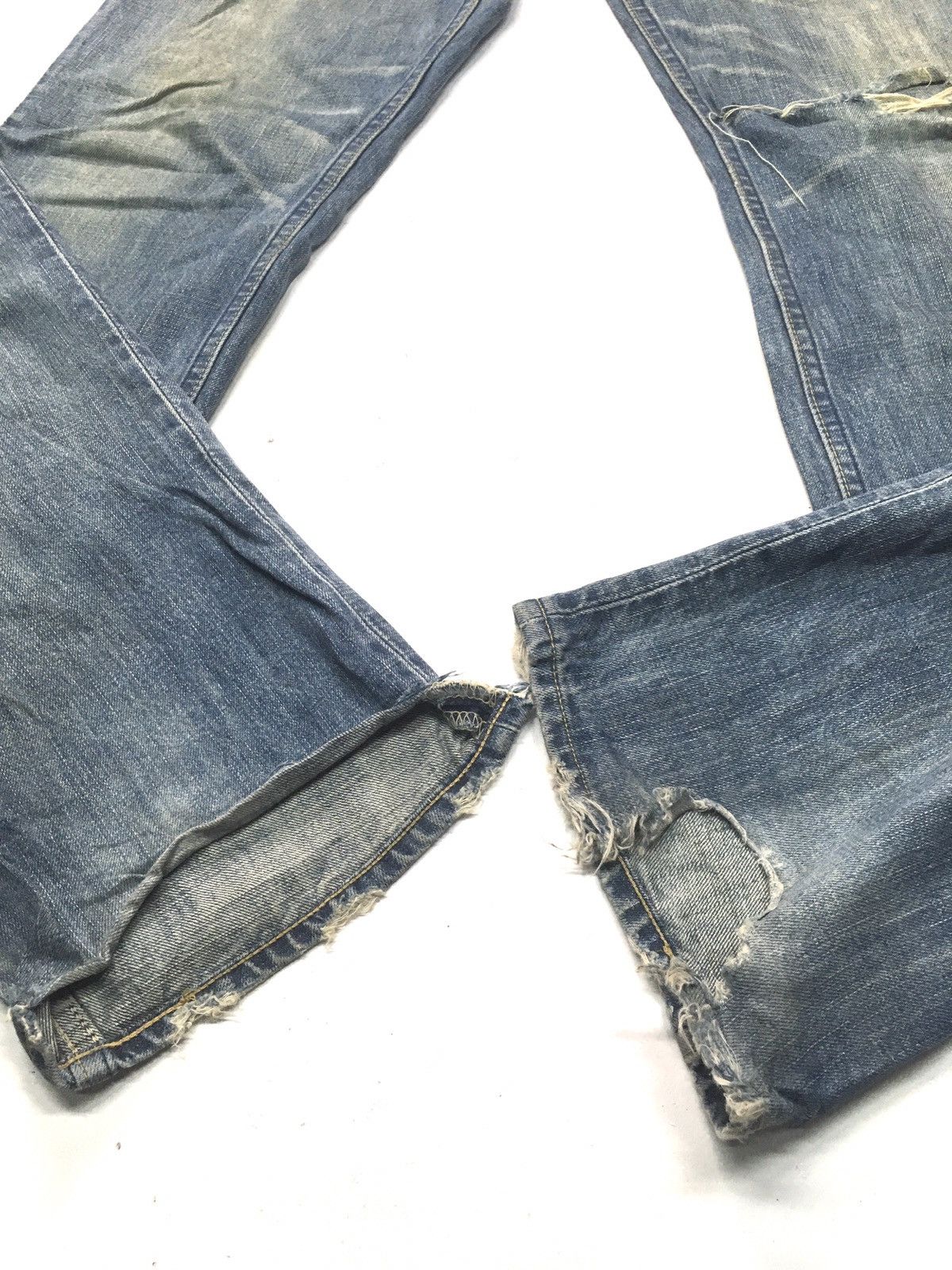 Levi's × Vintage Vintage Levi’s lot 502 blue wash distressed denim Size US 32 / EU 48 - 8 Thumbnail