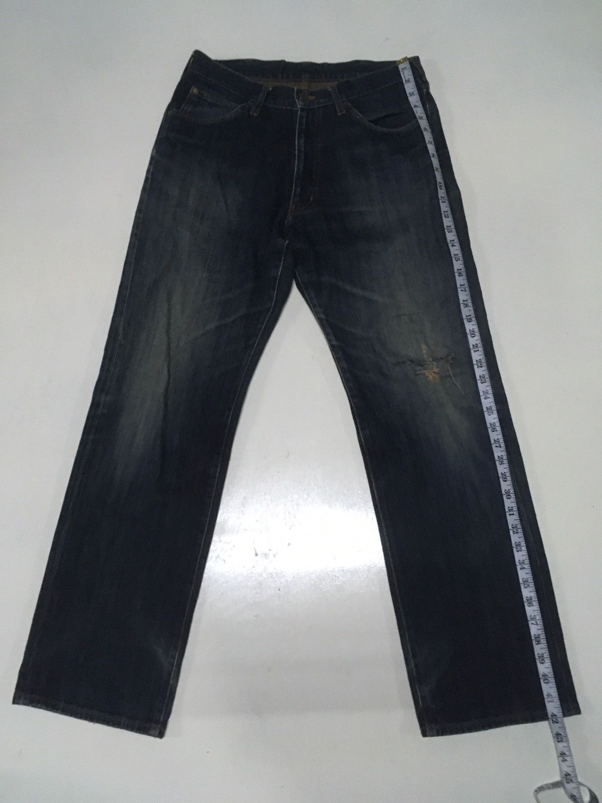 DISCOVERED × Vintage × Wrangler Vintage wrangler blue indigo distressed denim Size US 33 - 2 Thumbnail