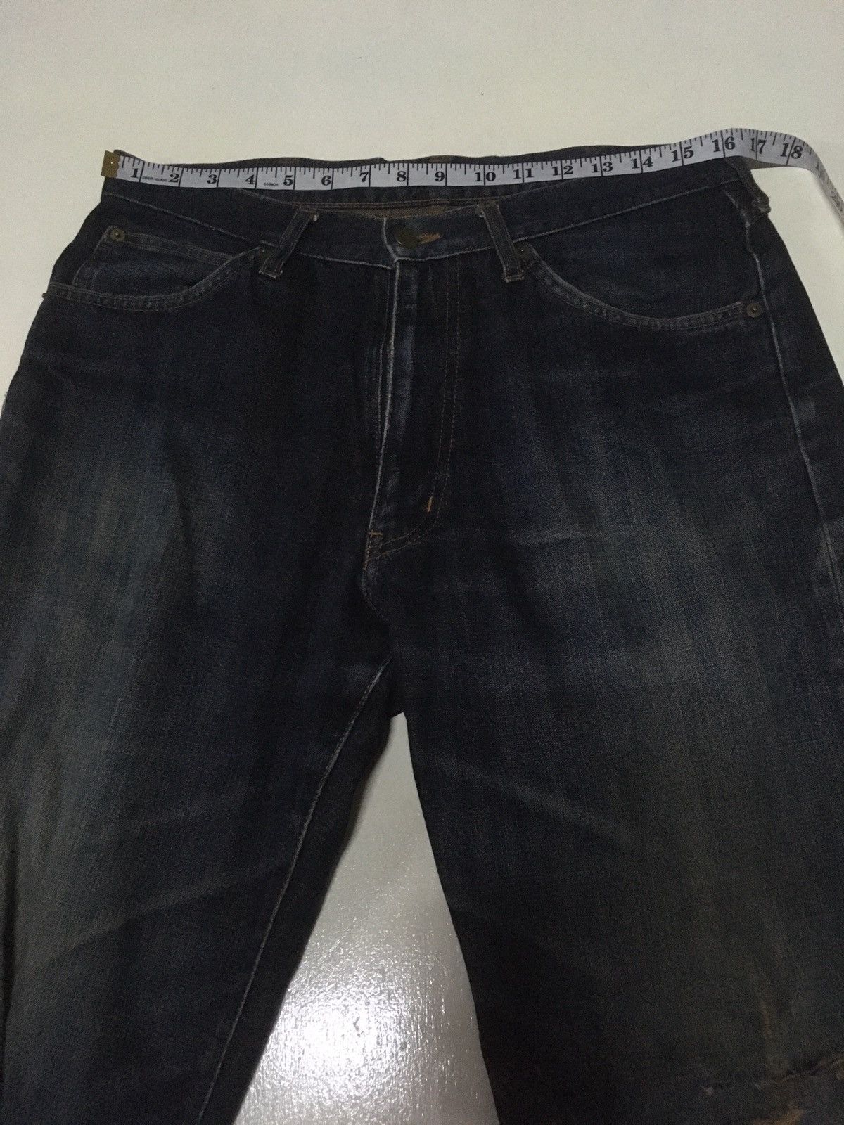 DISCOVERED × Vintage × Wrangler Vintage wrangler blue indigo distressed denim Size US 33 - 4 Thumbnail