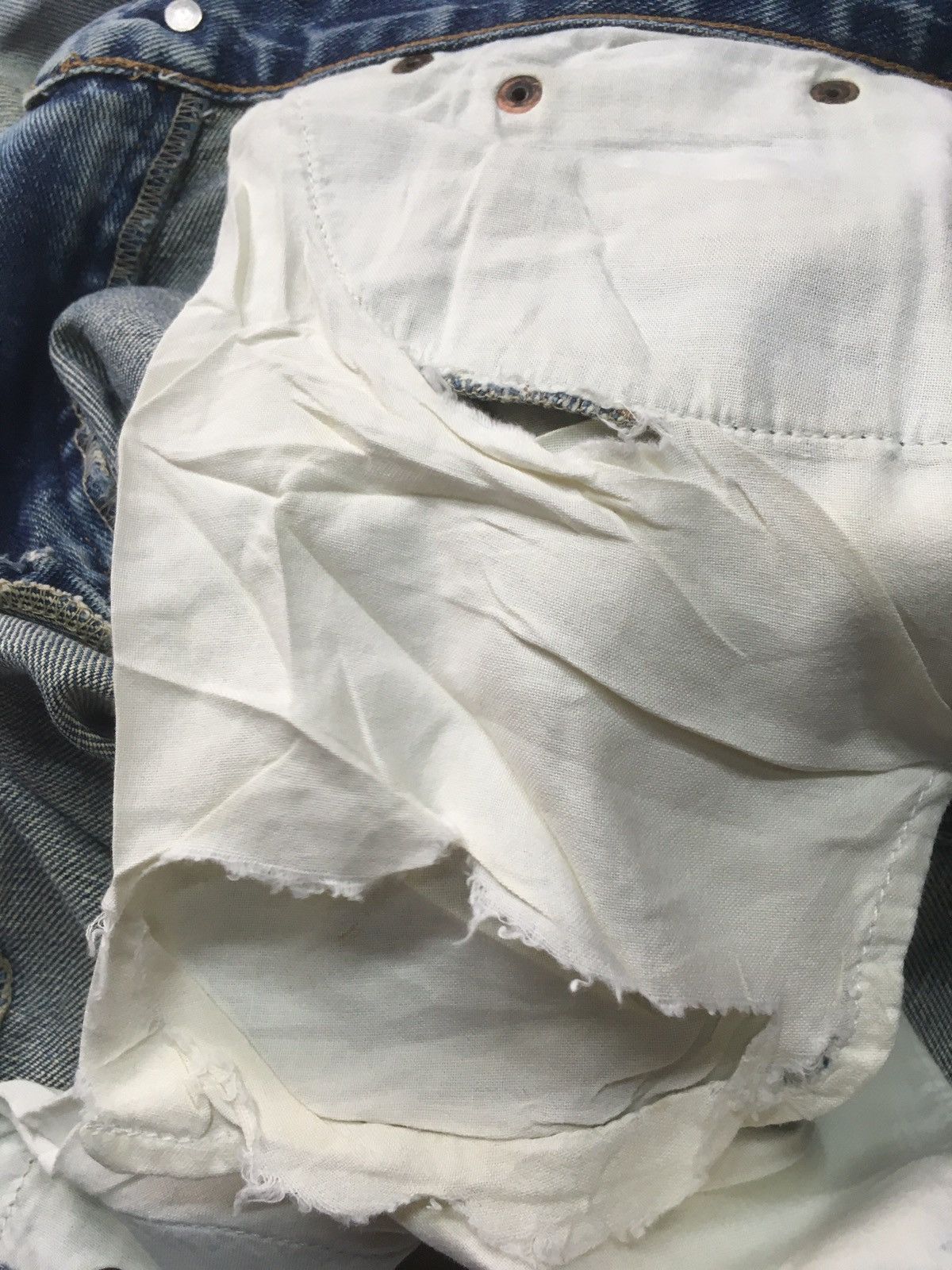 Quiksilver × Vintage Vintage quiksilver distressed denim regular fit Size US 29 - 15 Thumbnail