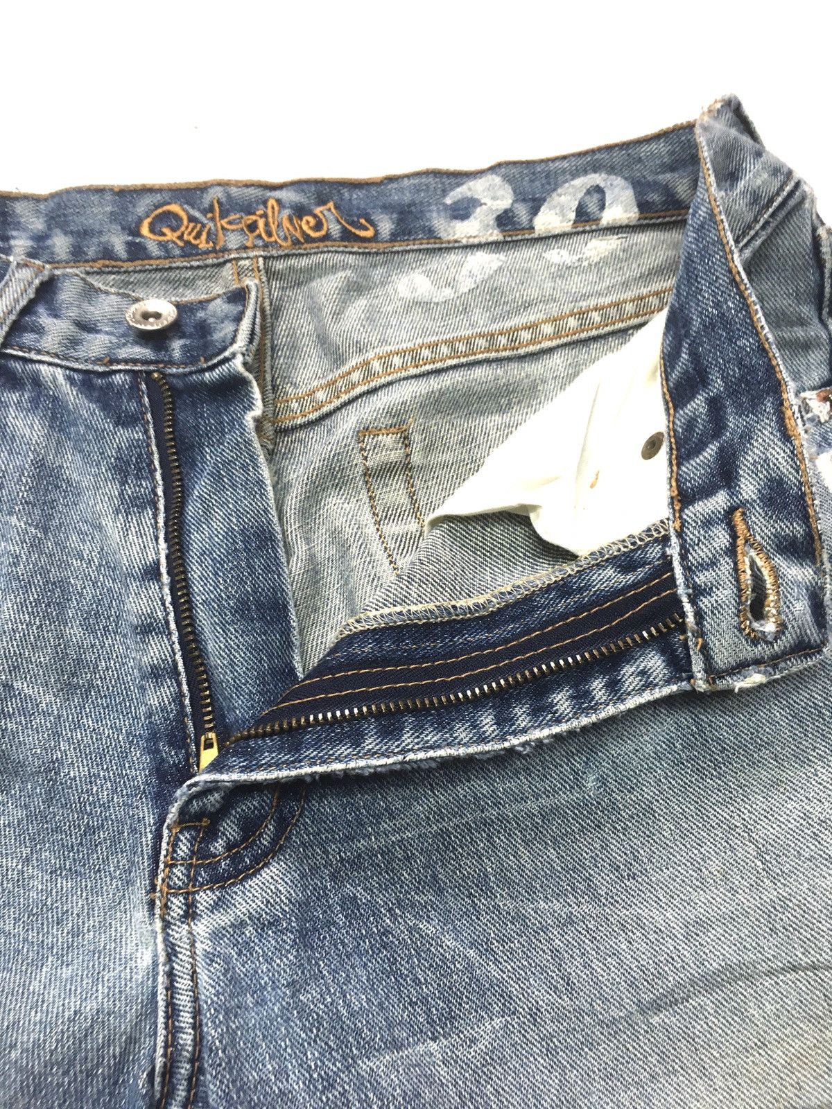 Quiksilver × Vintage Vintage quiksilver distressed denim regular fit Size US 29 - 12 Thumbnail