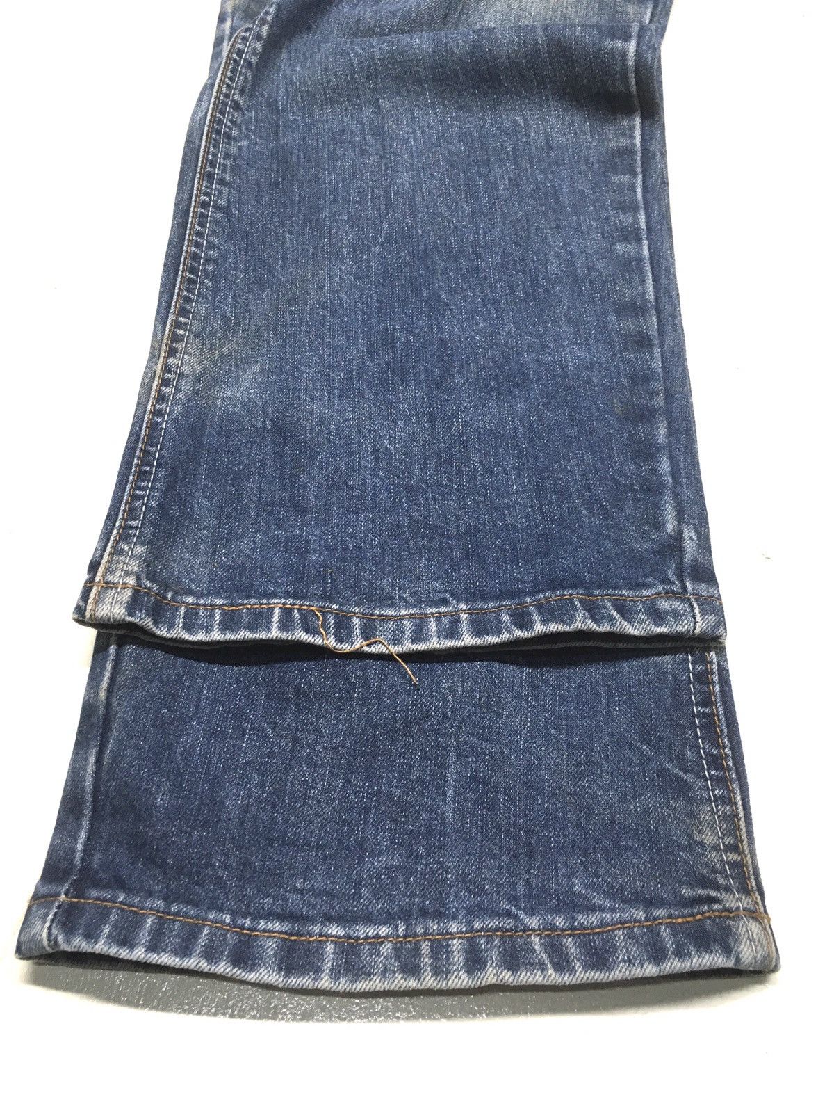 Vintage LA Los Angeles distressed denim spell out back Size US 33 - 11 Thumbnail