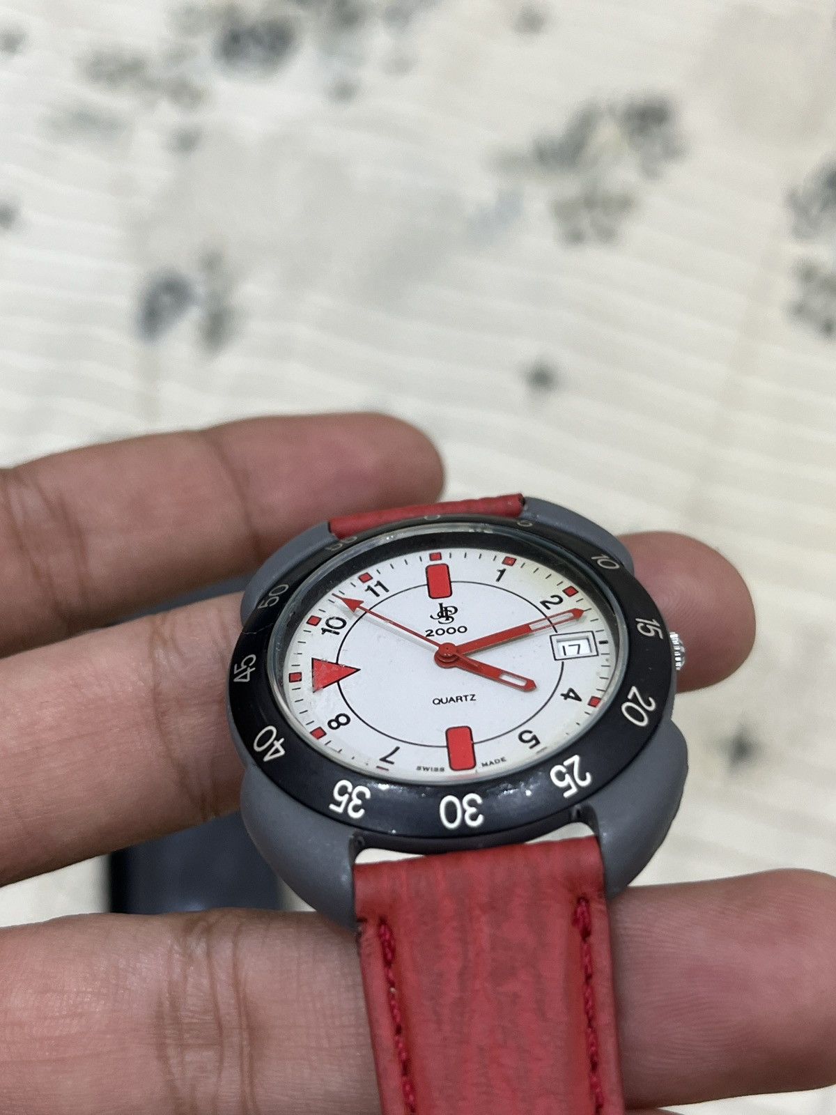 Vintage VINTAGE RARE JPS SWISS MADE HYPEBEAST WATCH Size ONE SIZE - 5 Thumbnail