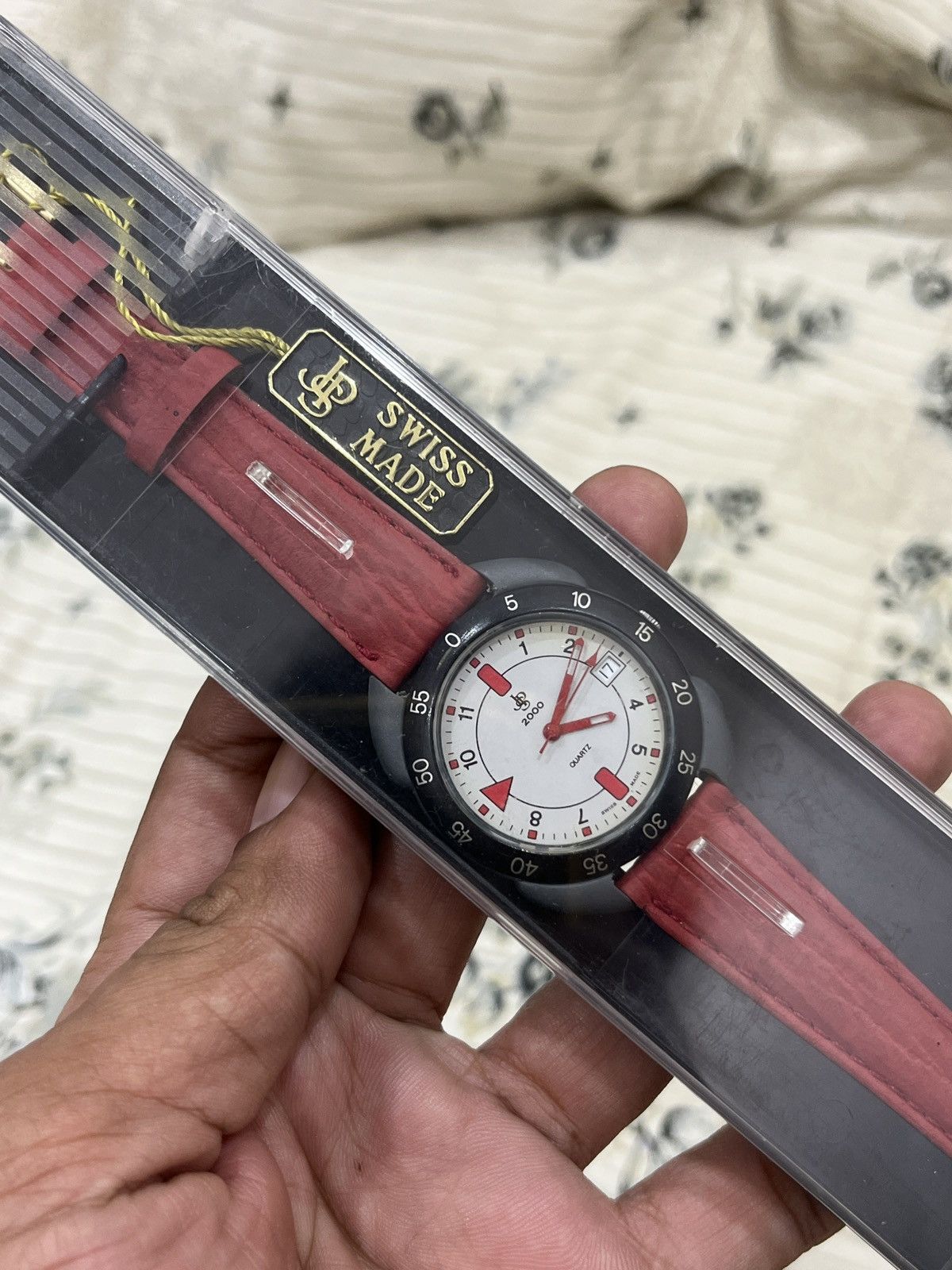 Vintage VINTAGE RARE JPS SWISS MADE HYPEBEAST WATCH Size ONE SIZE - 8 Thumbnail