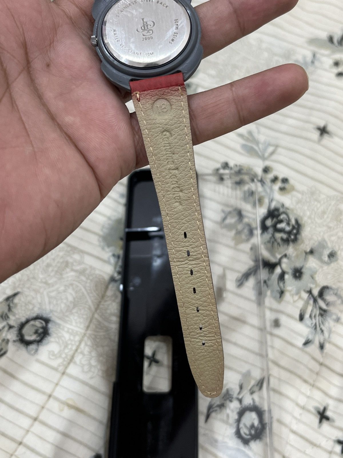 Vintage VINTAGE RARE JPS SWISS MADE HYPEBEAST WATCH Size ONE SIZE - 14 Thumbnail