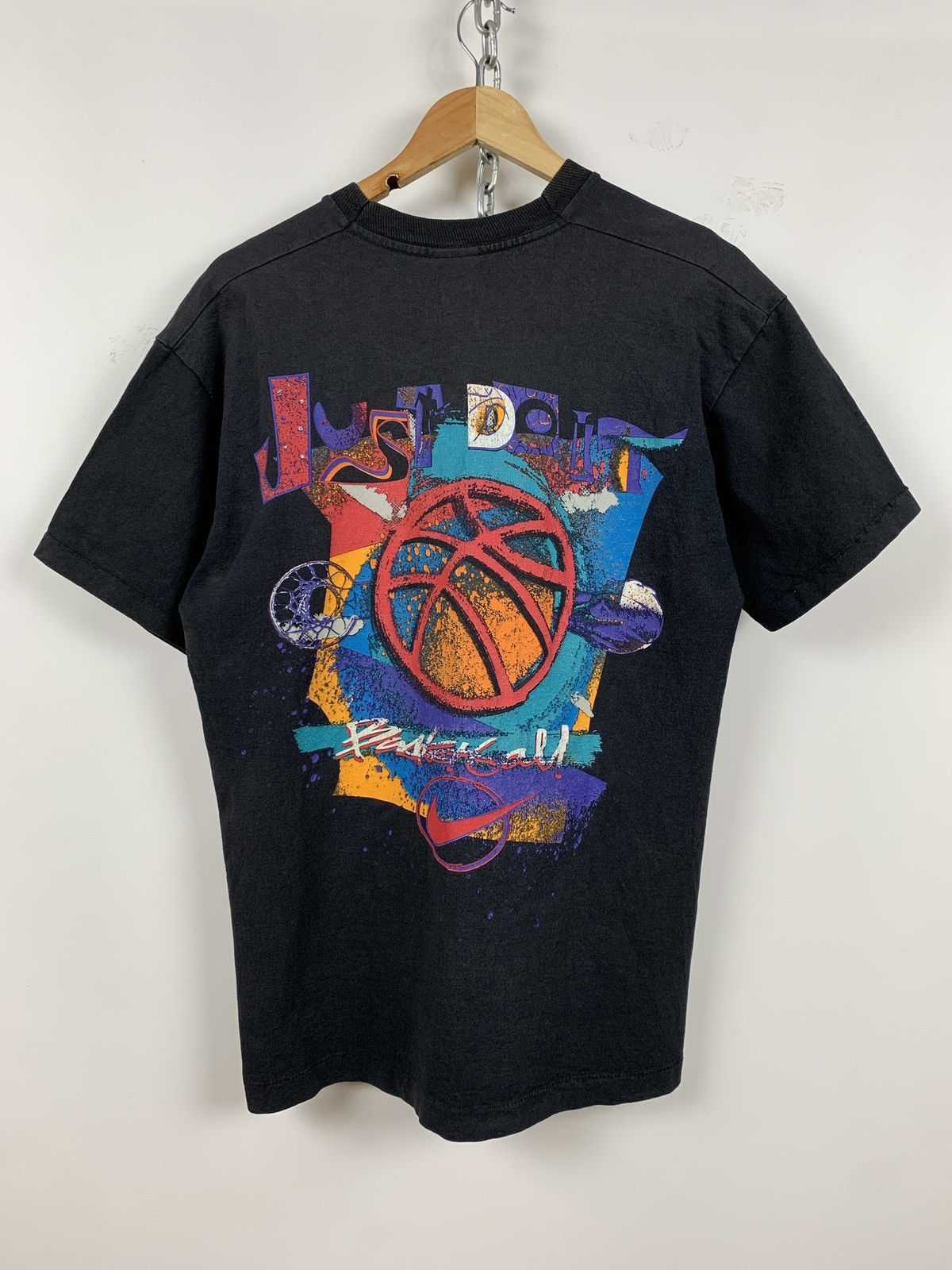 Nike 90s Vintage Nike Just Do It Basketball Faded Black T-Shirt