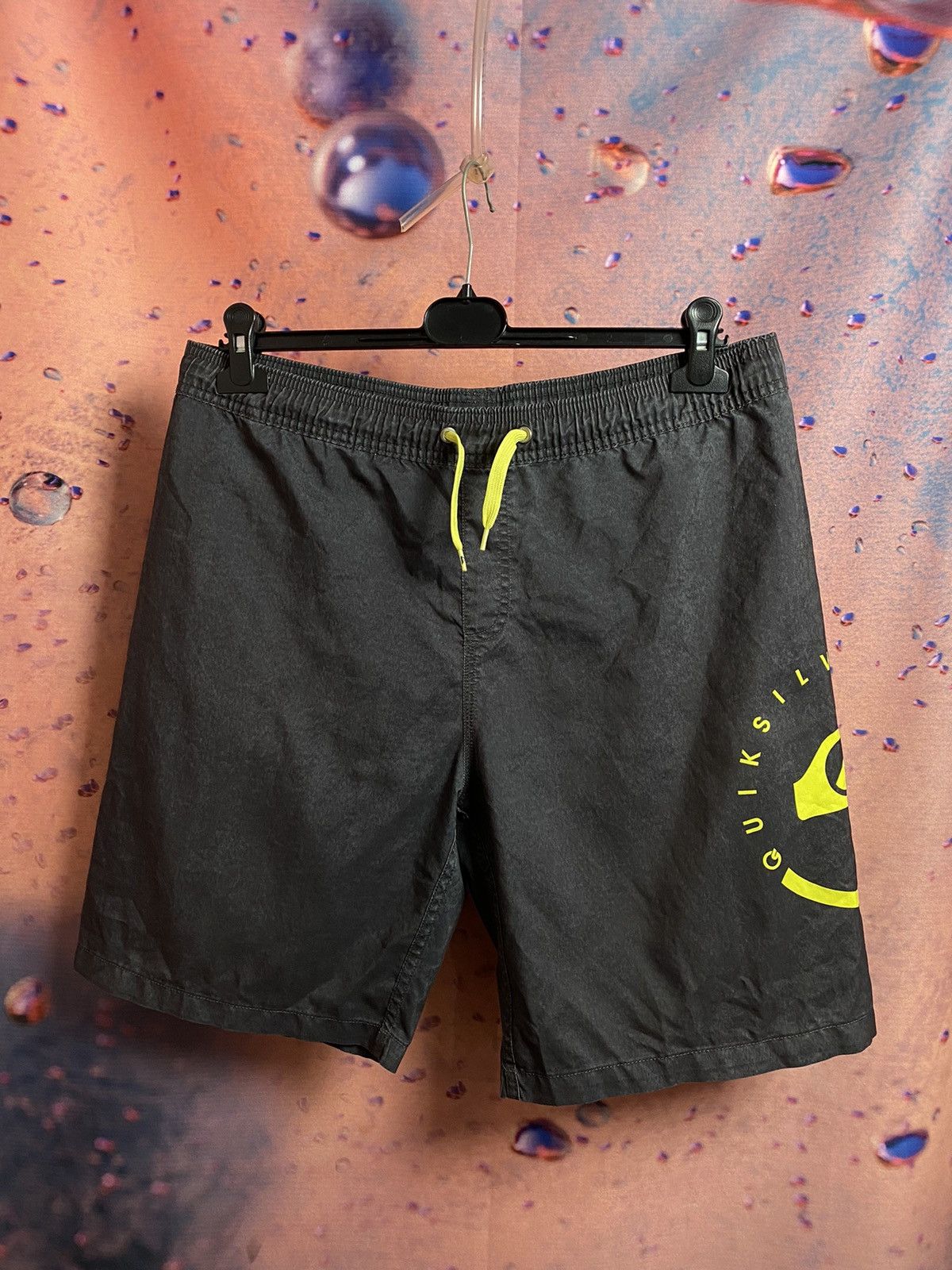 Quiksilver Quicksilver streetwear shorts size M Size US 32 / EU 48 - 1 Thumbnail