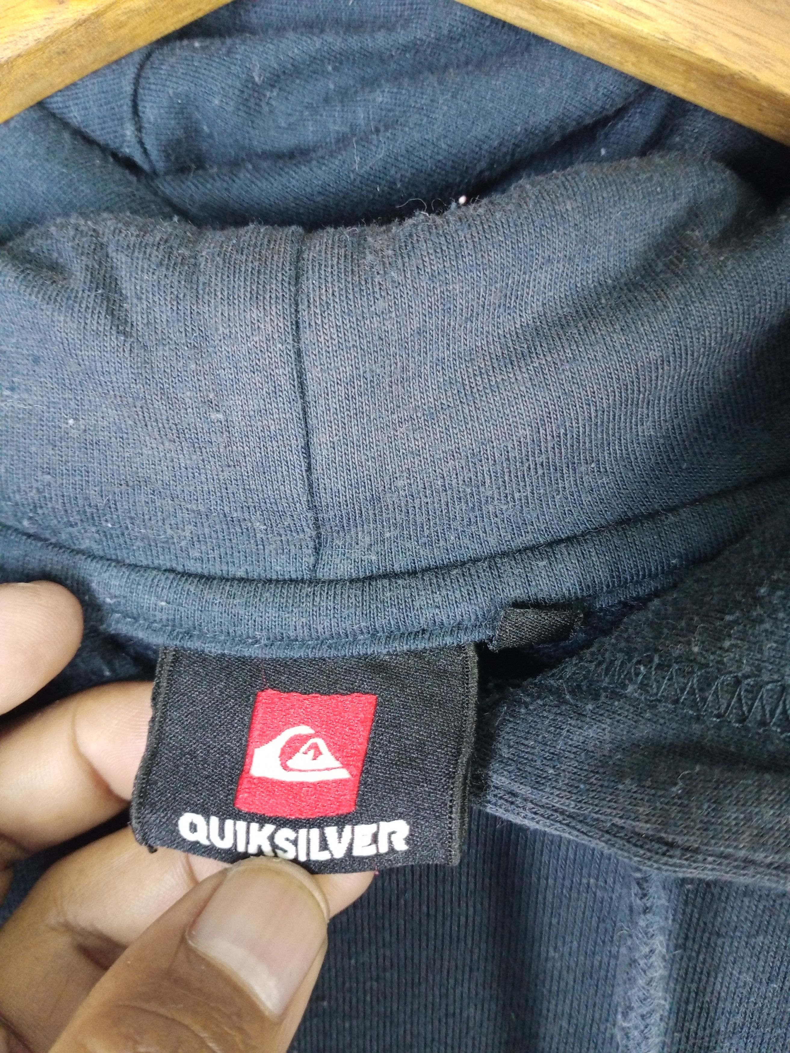 Quiksilver Rare Vintage Quiksilver Big Logo Hoodie Sweatshirt Size US M / EU 48-50 / 2 - 5 Thumbnail