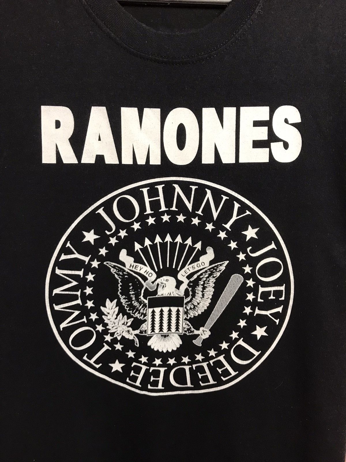 Band Tees Vintage Ramones band rock tee Size US M / EU 48-50 / 2 - 3 Thumbnail