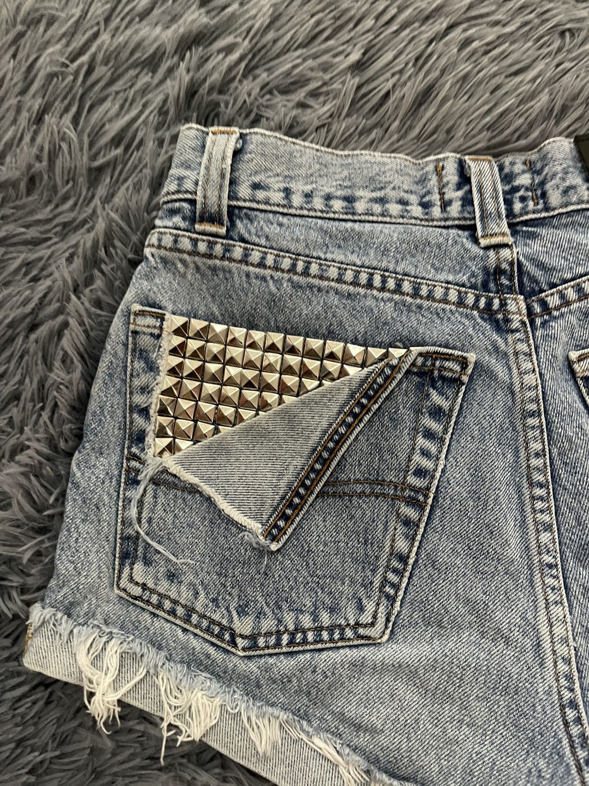 Dolce & Gabbana × Vintage Dolce & Gabbana J&Ans 90s vintage denim shorts Size 28" / US 6 / IT 42 - 7 Thumbnail